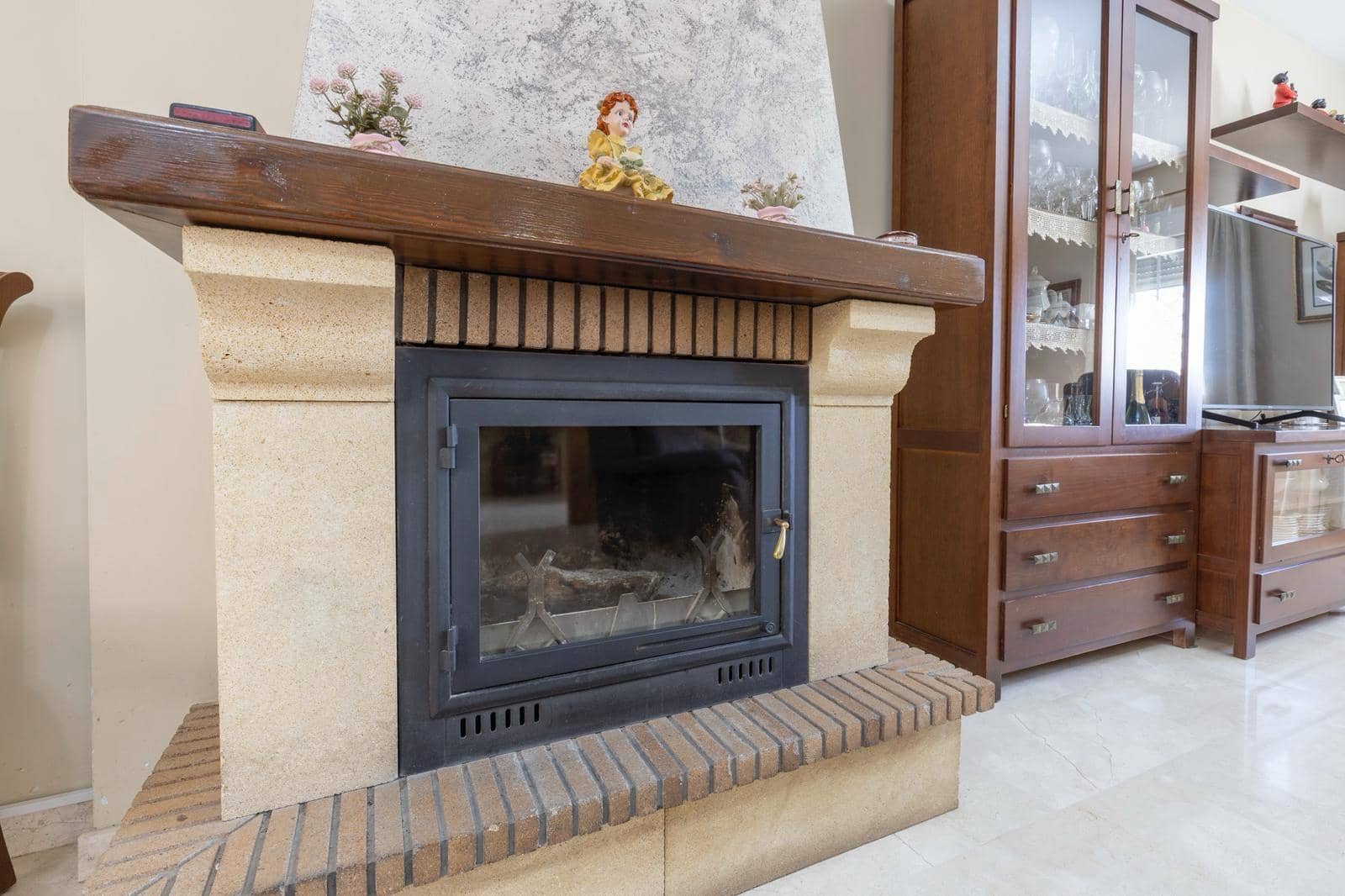 4 slaapkamer Halfvrijstaande villa te koop in Albolote met garage - € 304.900 (Ref: 9422408)