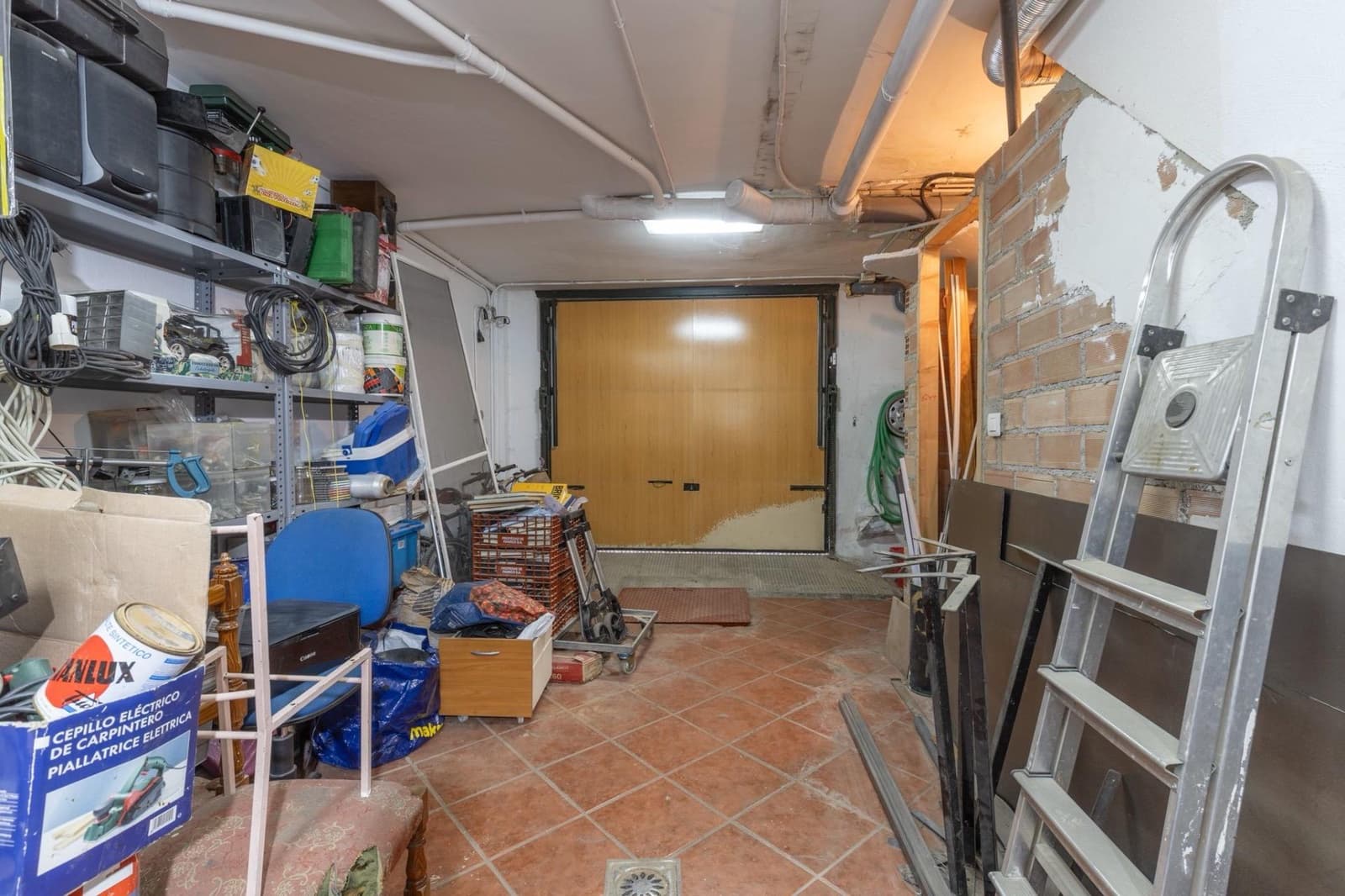 4 slaapkamer Halfvrijstaande villa te koop in Albolote met garage - € 304.900 (Ref: 9422408)