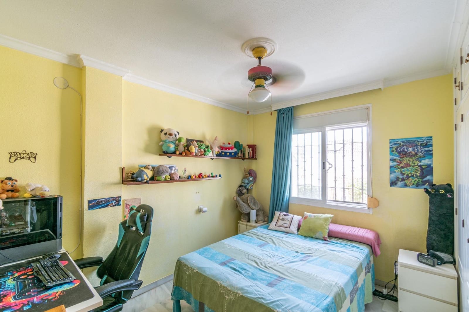 4 soverom Rekkehus til salgs i Las Gabias med svømmebasseng garasje - € 310 000 (Ref: 9427165)