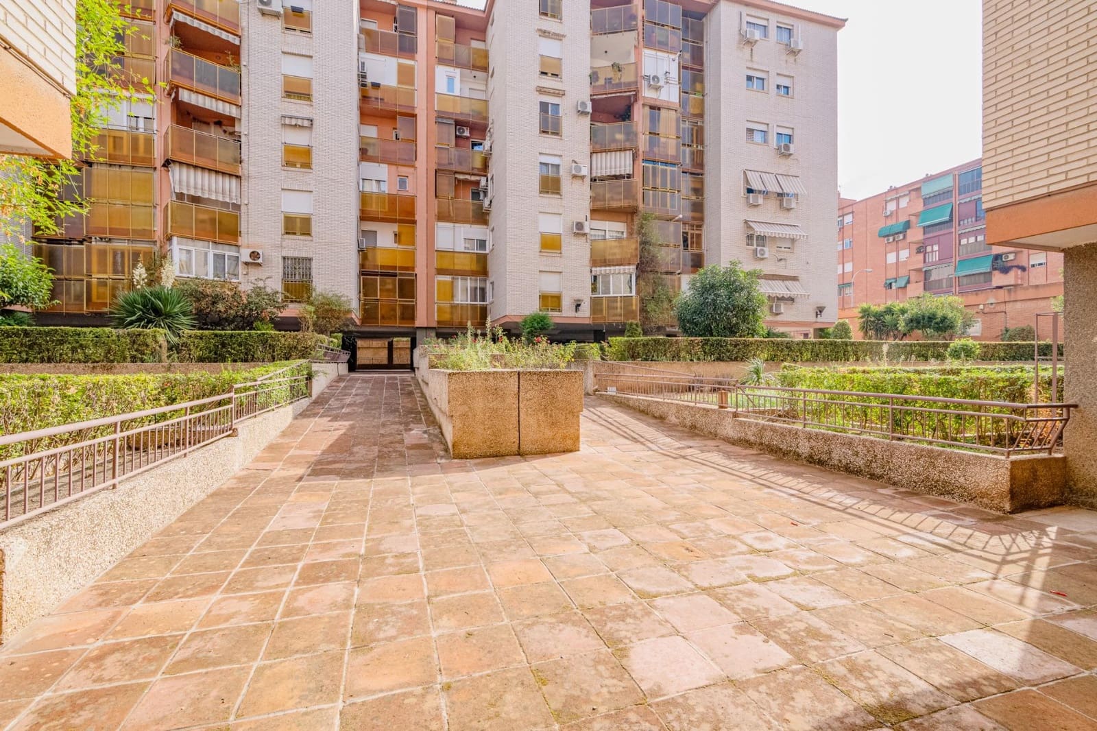 4 sypialnia Mieszkanie na sprzedaż w Miasto Grenada z garażem - 365 000 € (Ref: 9427167)