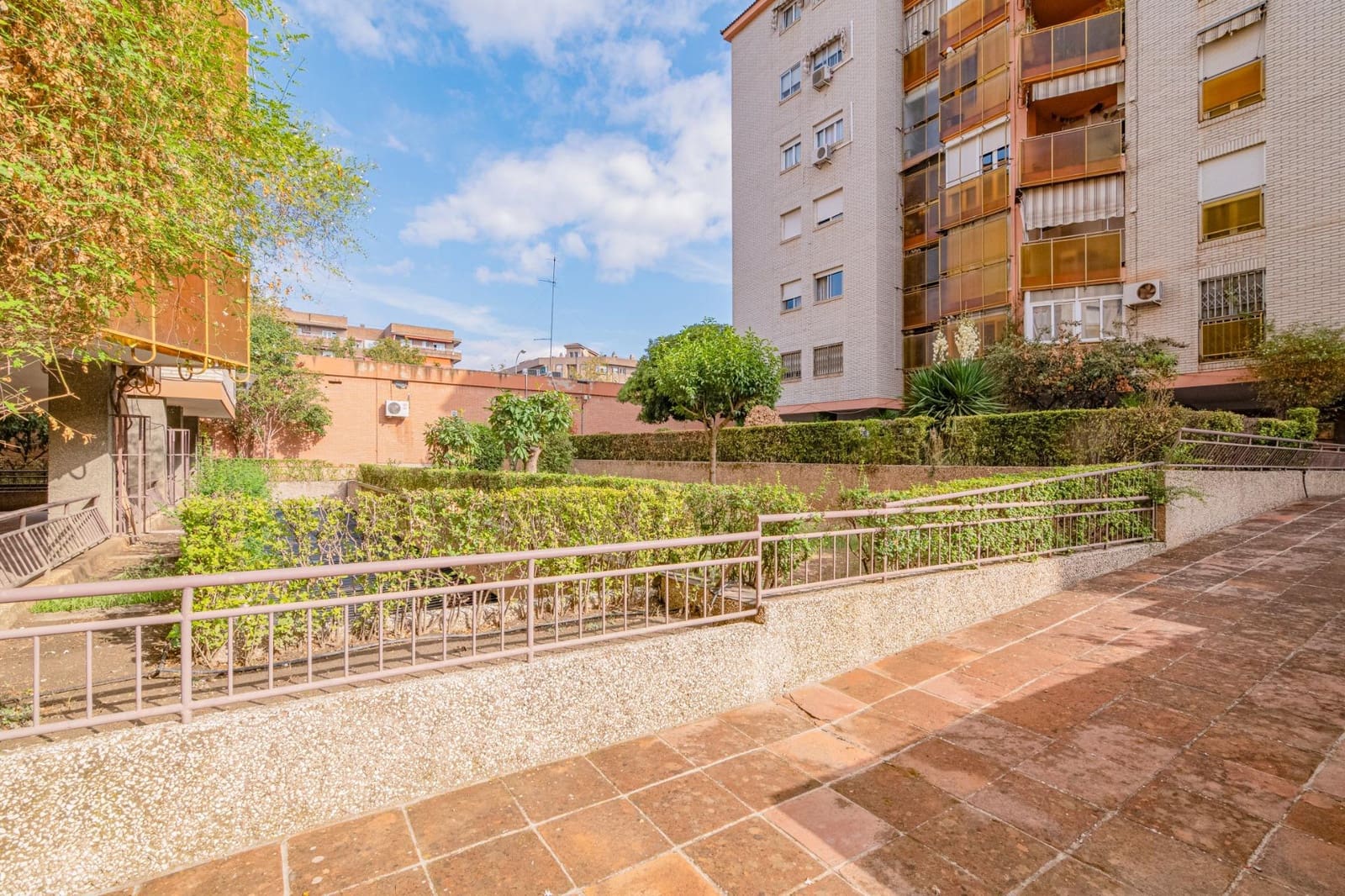 4 sypialnia Mieszkanie na sprzedaż w Miasto Grenada z garażem - 365 000 € (Ref: 9427167)