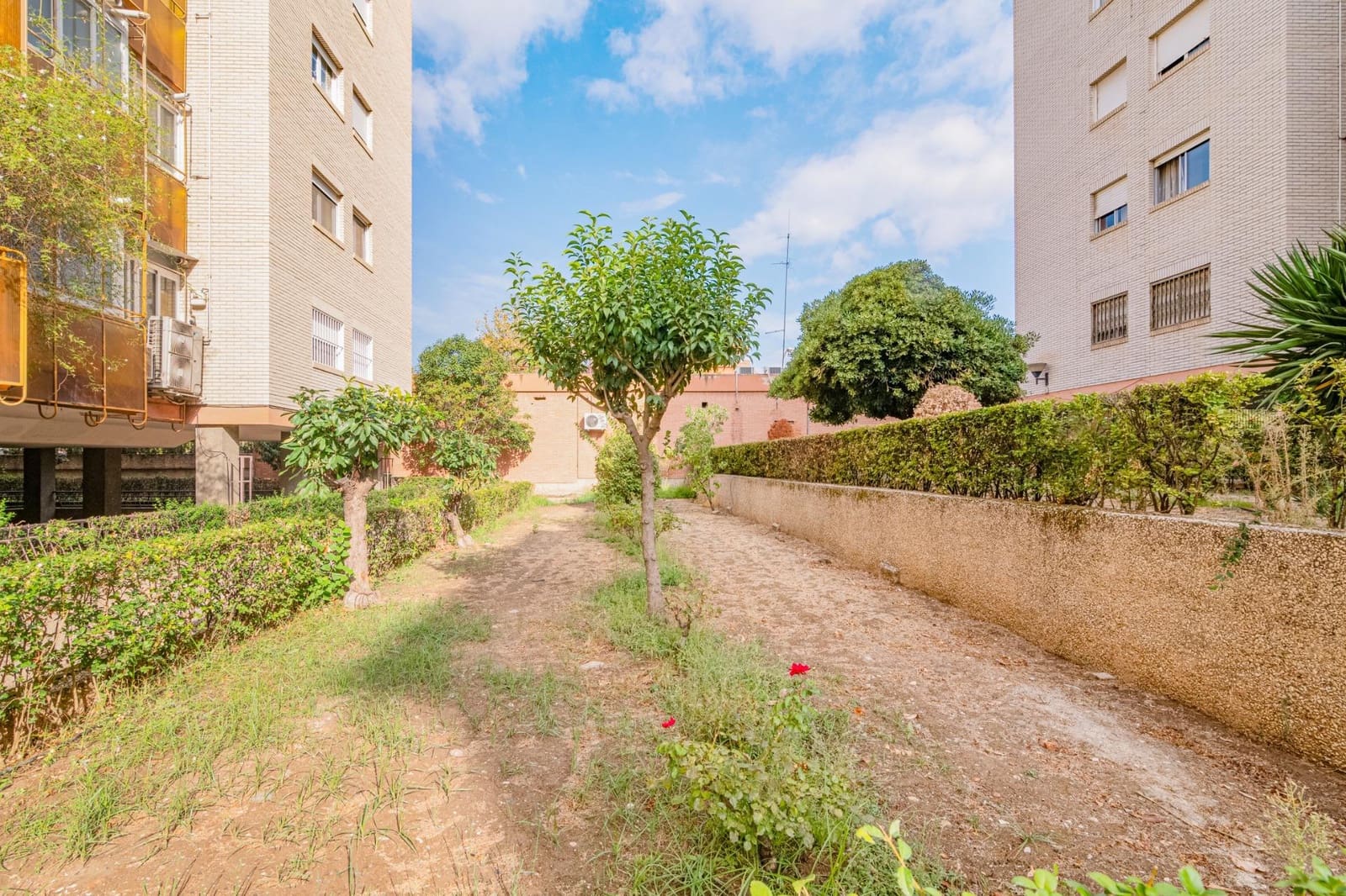 4 sypialnia Mieszkanie na sprzedaż w Miasto Grenada z garażem - 365 000 € (Ref: 9427167)