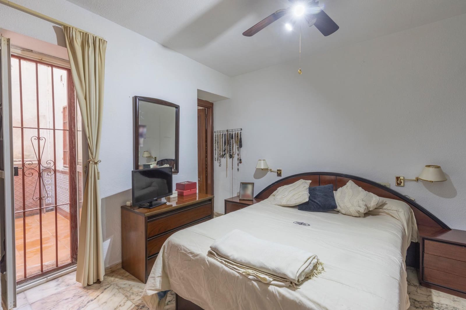 2 soveværelse Lejlighed til salg i Granada by - € 229.000 (Ref: 9427170)