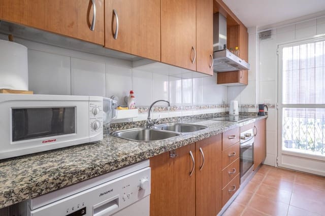 3 quarto Apartamento para venda em Granada cidade com garagem - 235 000 € (Ref: 9427171)