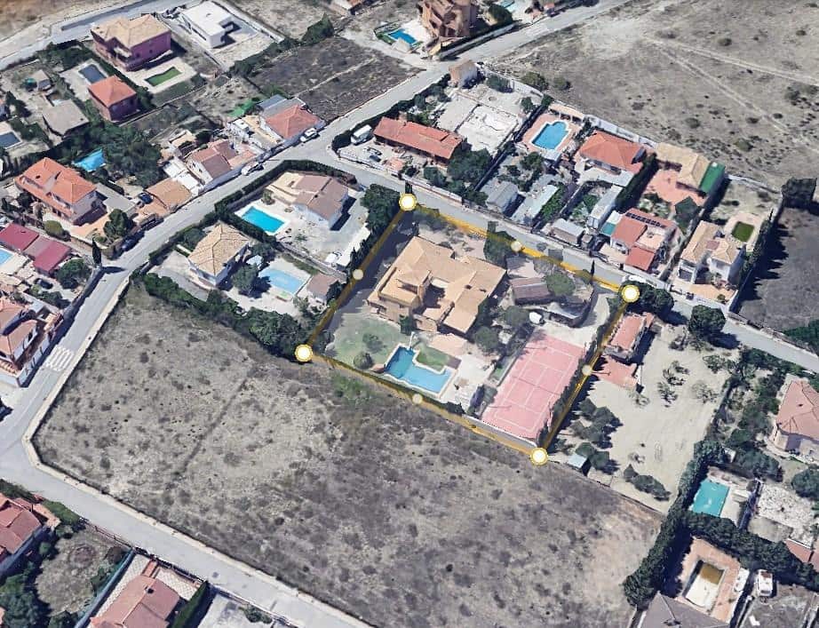 7 bedroom Villa for sale in Alhendin with pool garage - € 599,000 (Ref: 9427172)