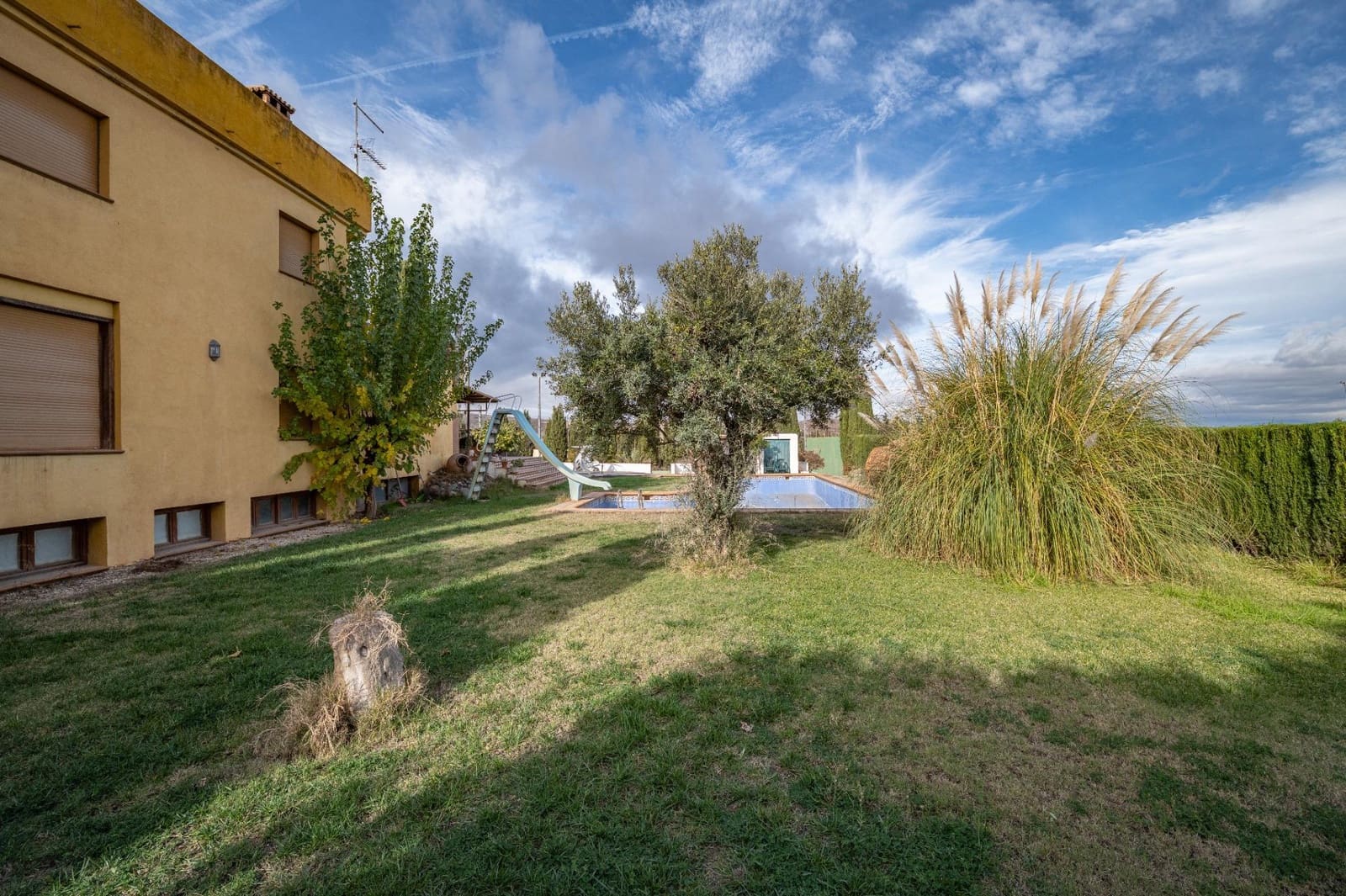 7 bedroom Villa for sale in Alhendin with pool garage - € 599,000 (Ref: 9427172)