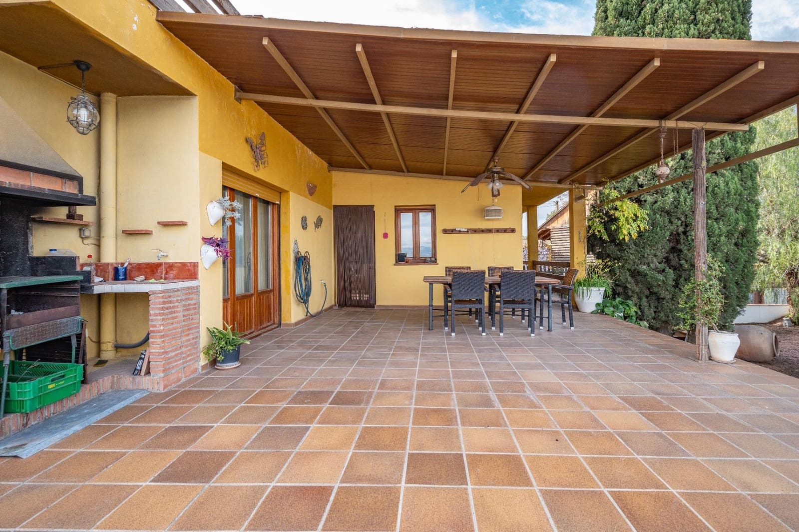 7 bedroom Villa for sale in Alhendin with pool garage - € 599,000 (Ref: 9427172)