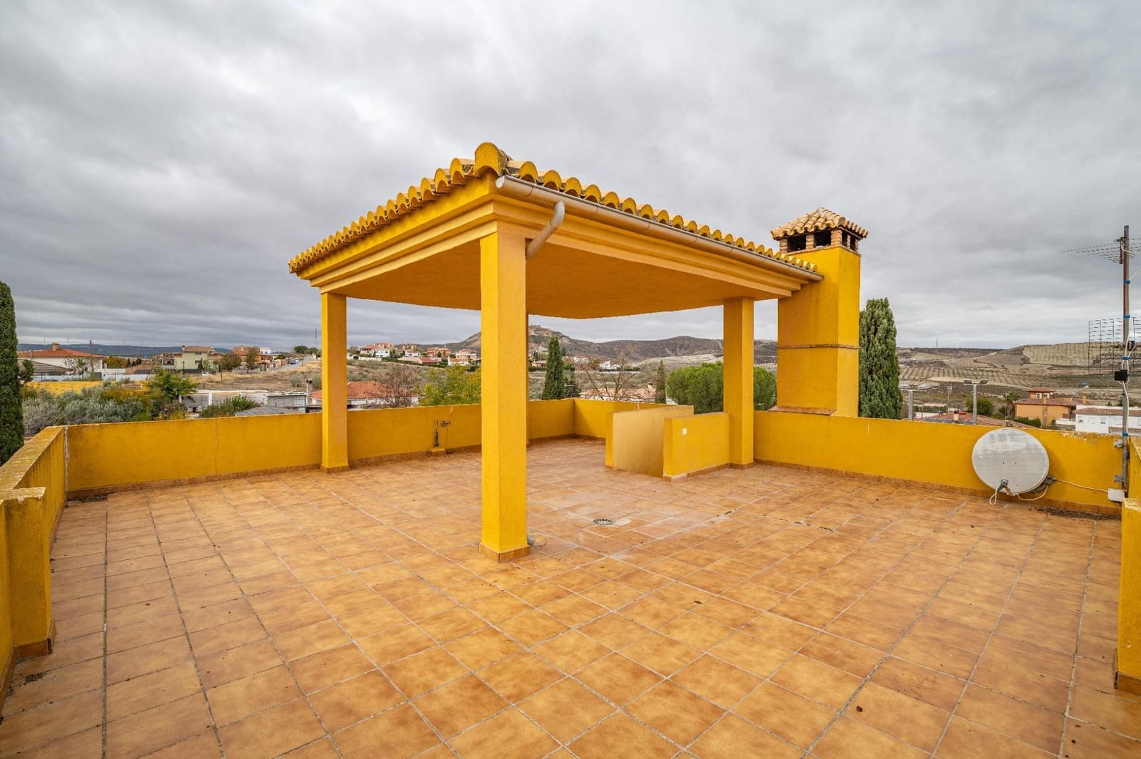 7 bedroom Villa for sale in Alhendin with pool garage - € 599,000 (Ref: 9427172)