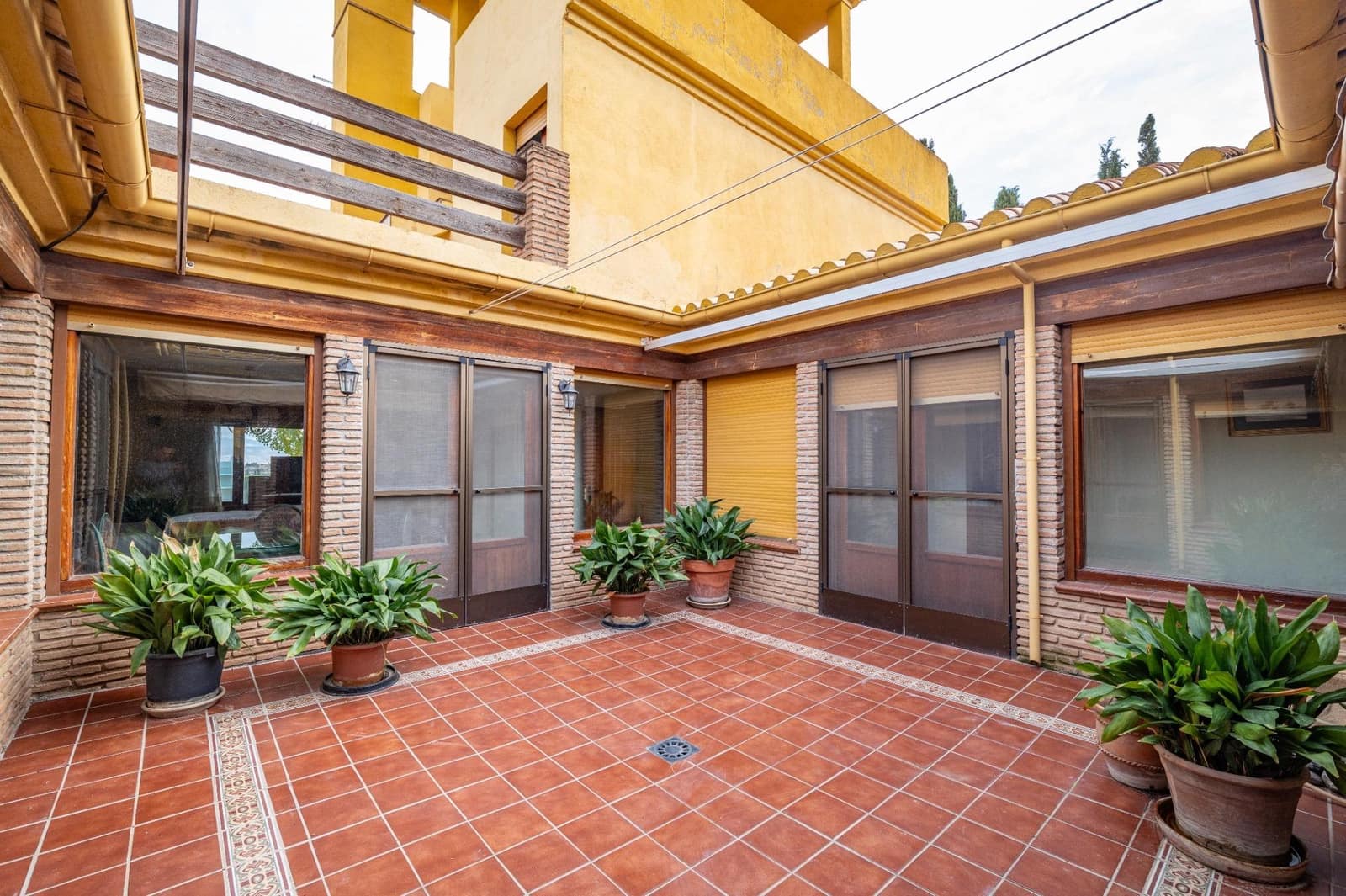 7 bedroom Villa for sale in Alhendin with pool garage - € 599,000 (Ref: 9427172)