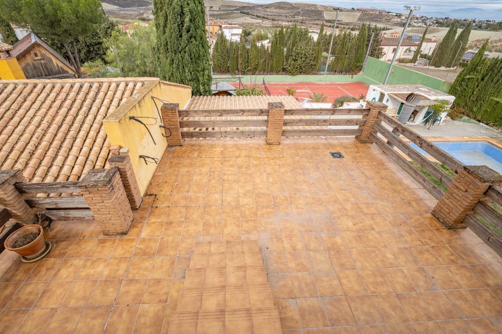 7 bedroom Villa for sale in Alhendin with pool garage - € 599,000 (Ref: 9427172)