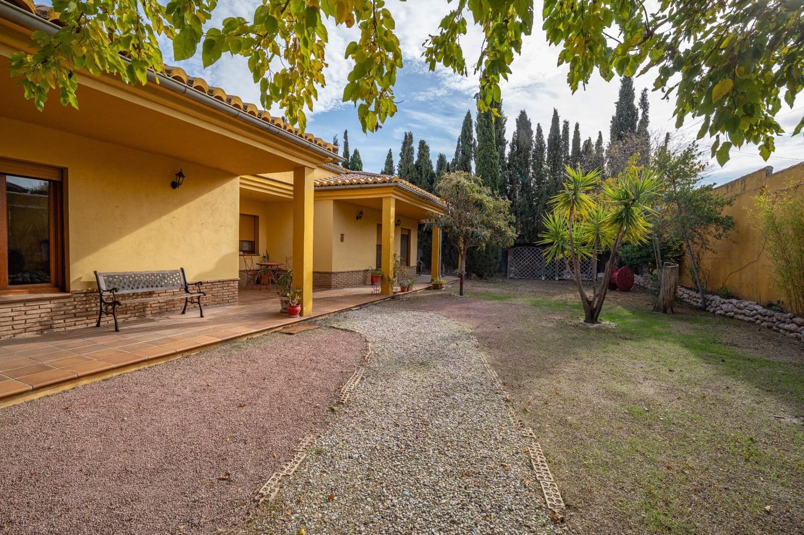 7 bedroom Villa for sale in Alhendin with pool garage - € 599,000 (Ref: 9427172)