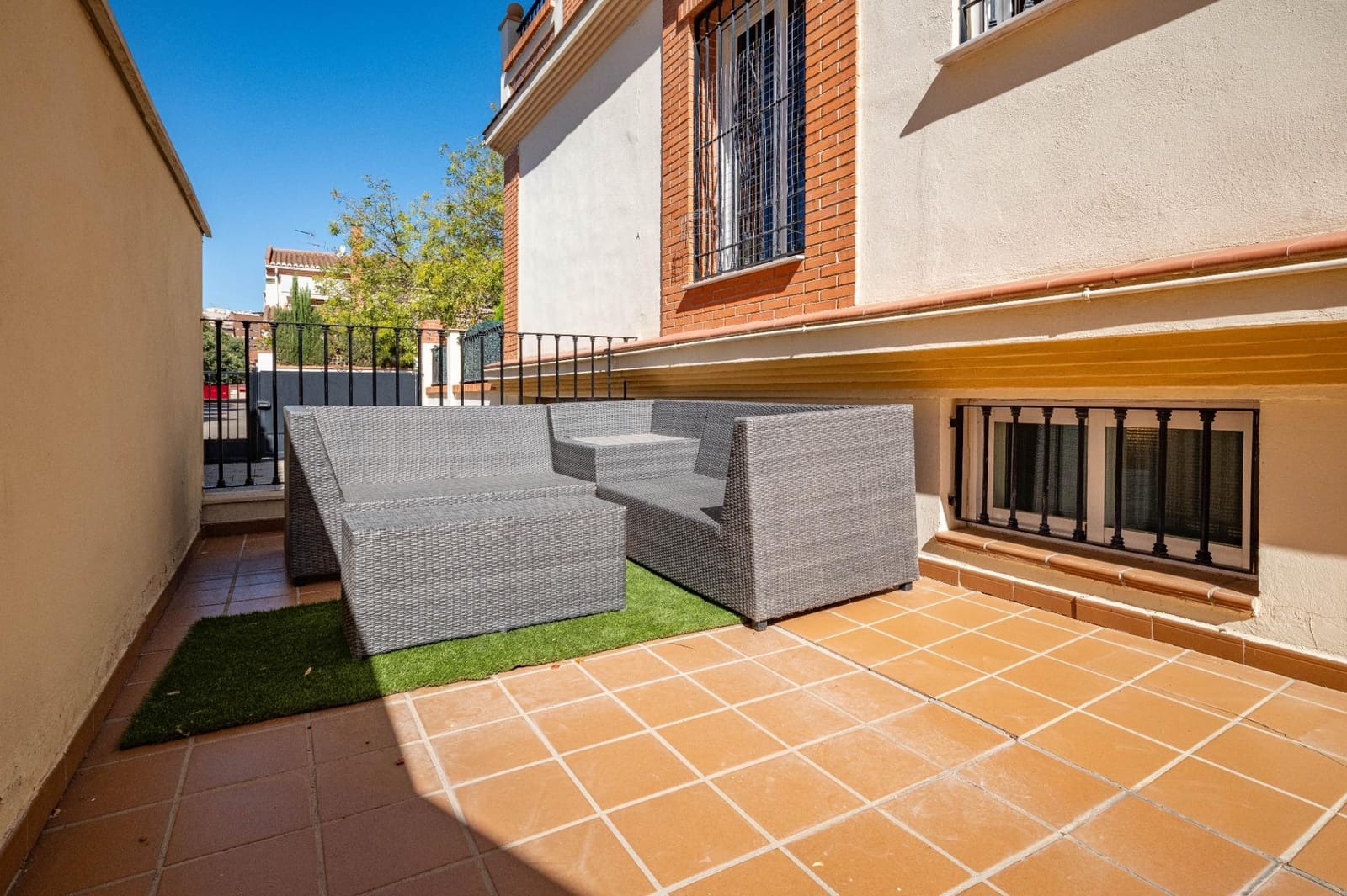 Apartamento de 4 habitaciones en Granada ciudad en venta con garaje - 489.000 € (Ref: 9427173)