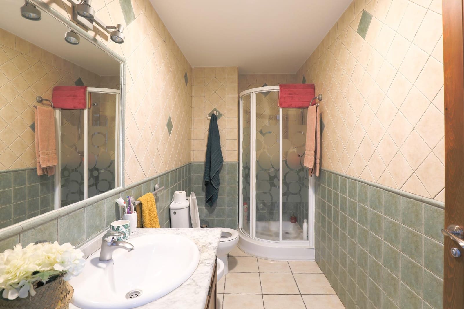 5 bedroom Villa for sale in Padul with garage - € 398,000 (Ref: 9427174)