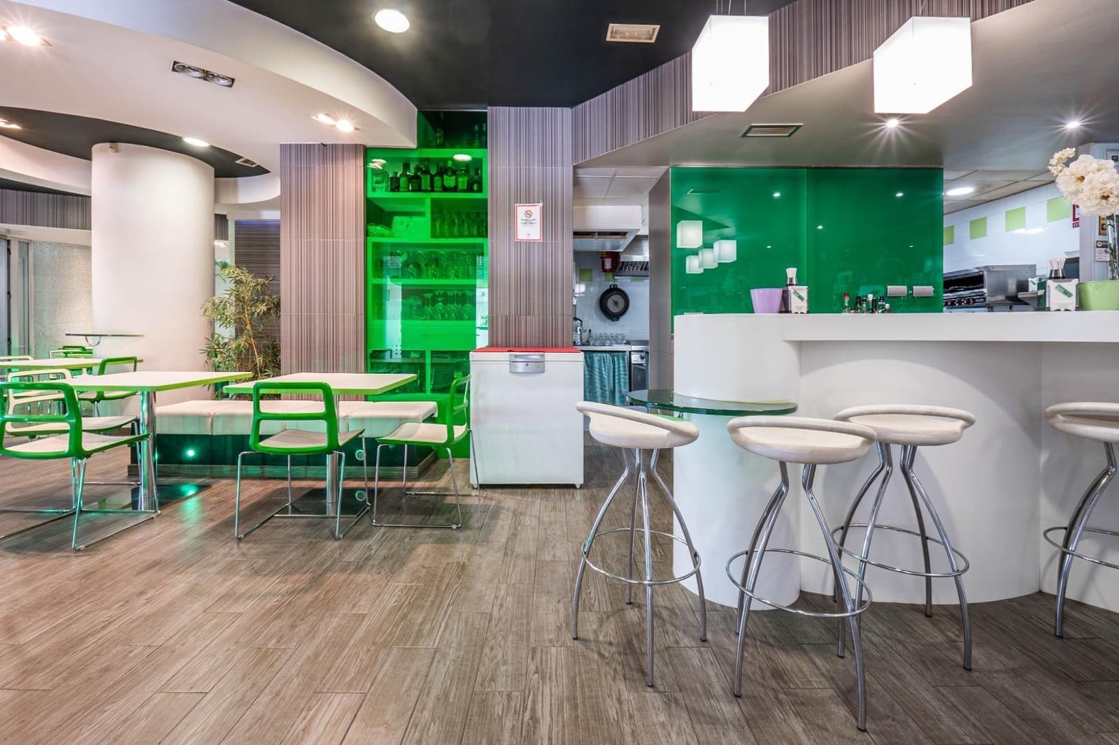 Bedrijf te koop in Granada stad - € 280.000 (Ref: 9427176)