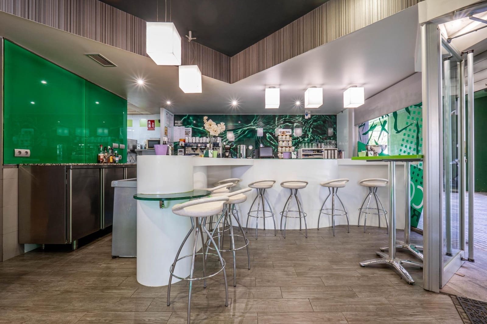 Bedrijf te koop in Granada stad - € 280.000 (Ref: 9427176)