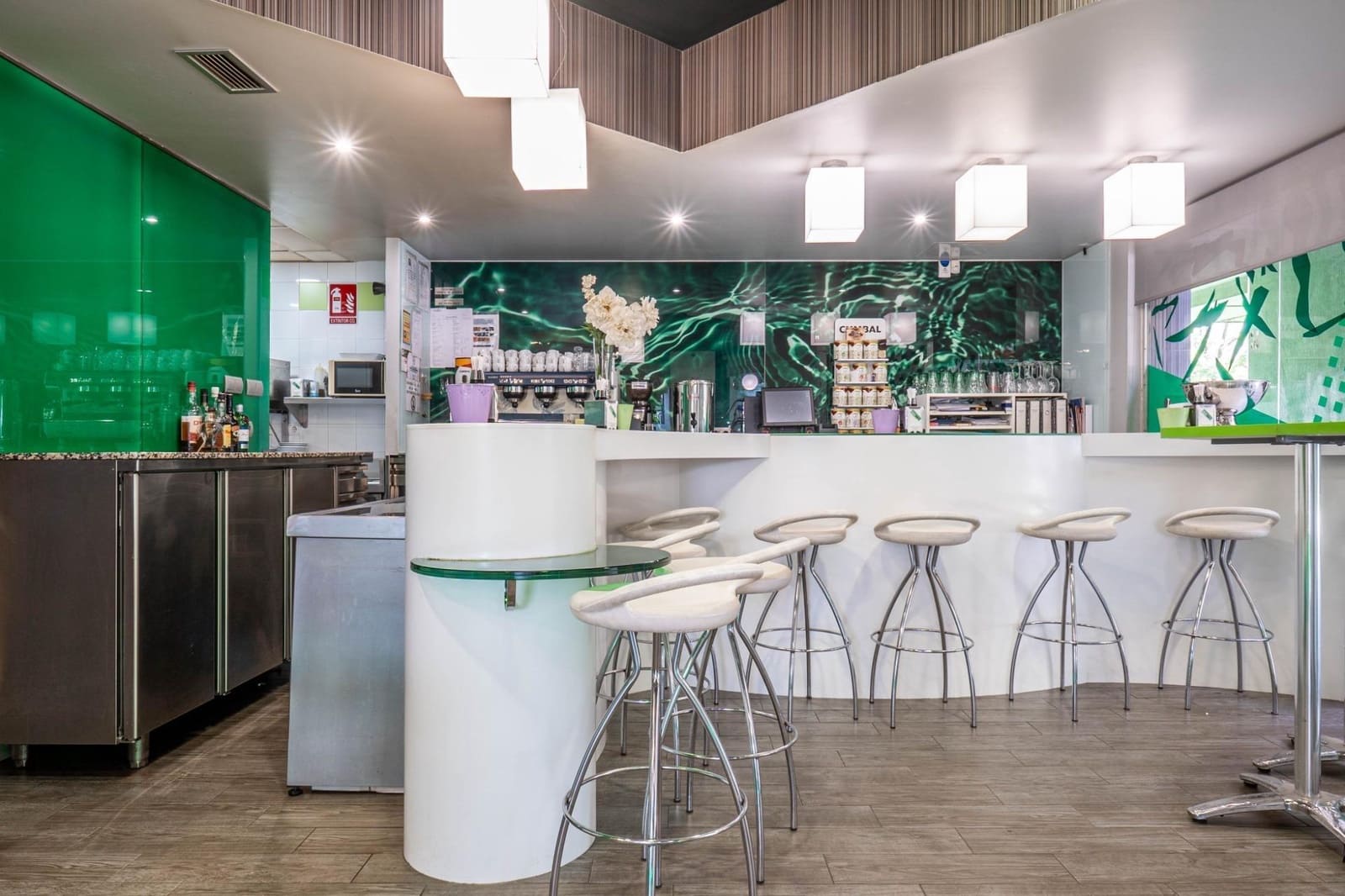 Bedrijf te koop in Granada stad - € 280.000 (Ref: 9427176)