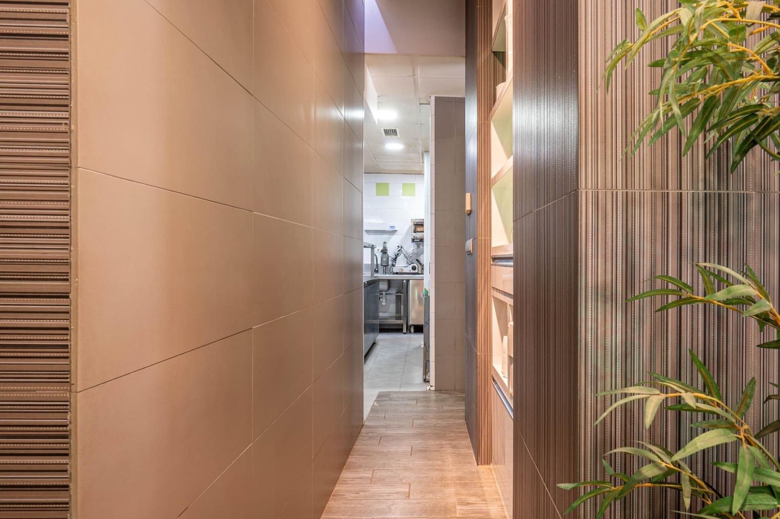 Bedrijf te koop in Granada stad - € 280.000 (Ref: 9427176)