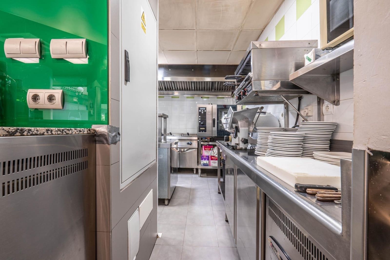 Bedrijf te koop in Granada stad - € 280.000 (Ref: 9427176)