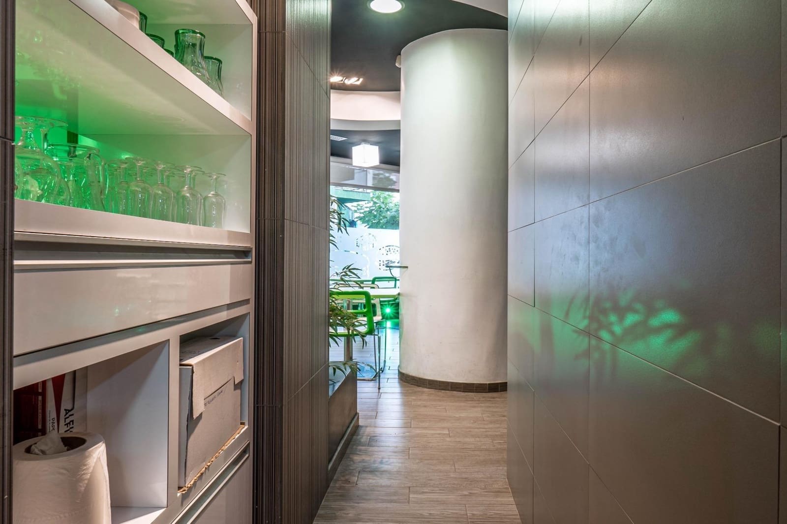 Bedrijf te koop in Granada stad - € 280.000 (Ref: 9427176)