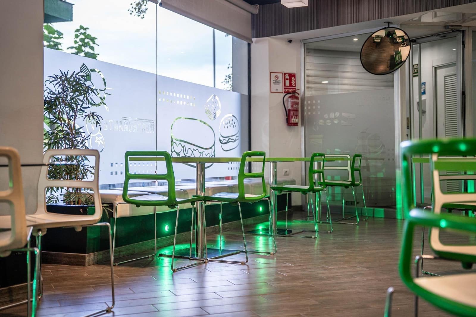 Bedrijf te koop in Granada stad - € 280.000 (Ref: 9427176)