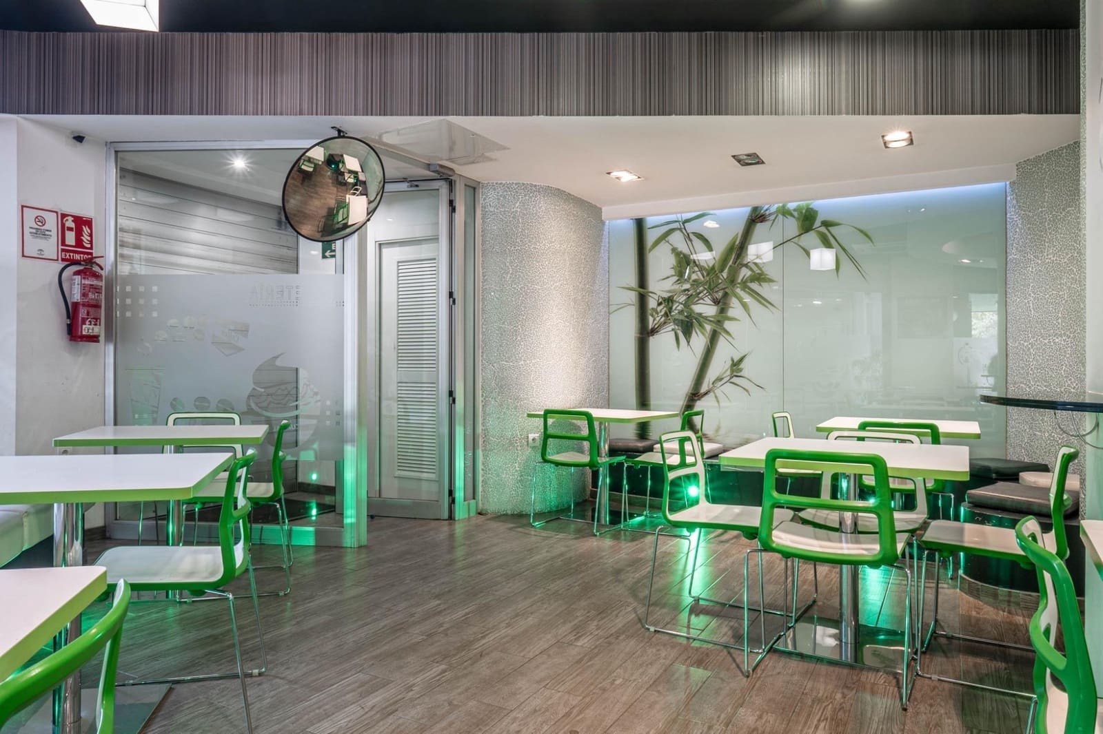 Bedrijf te koop in Granada stad - € 280.000 (Ref: 9427176)