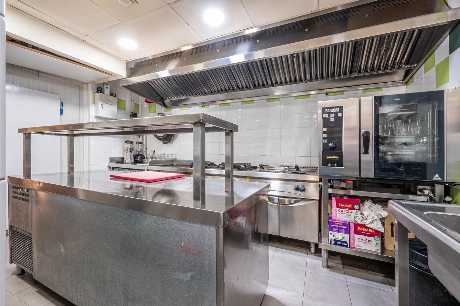 Bedrijf te koop in Granada stad - € 280.000 (Ref: 9427176)