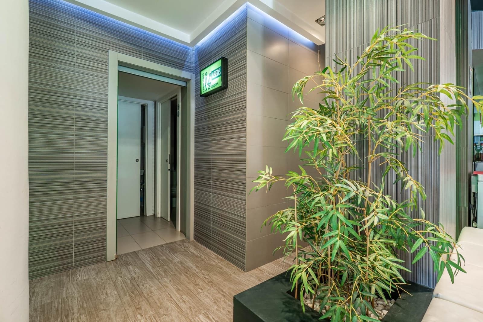 Bedrijf te koop in Granada stad - € 280.000 (Ref: 9427176)