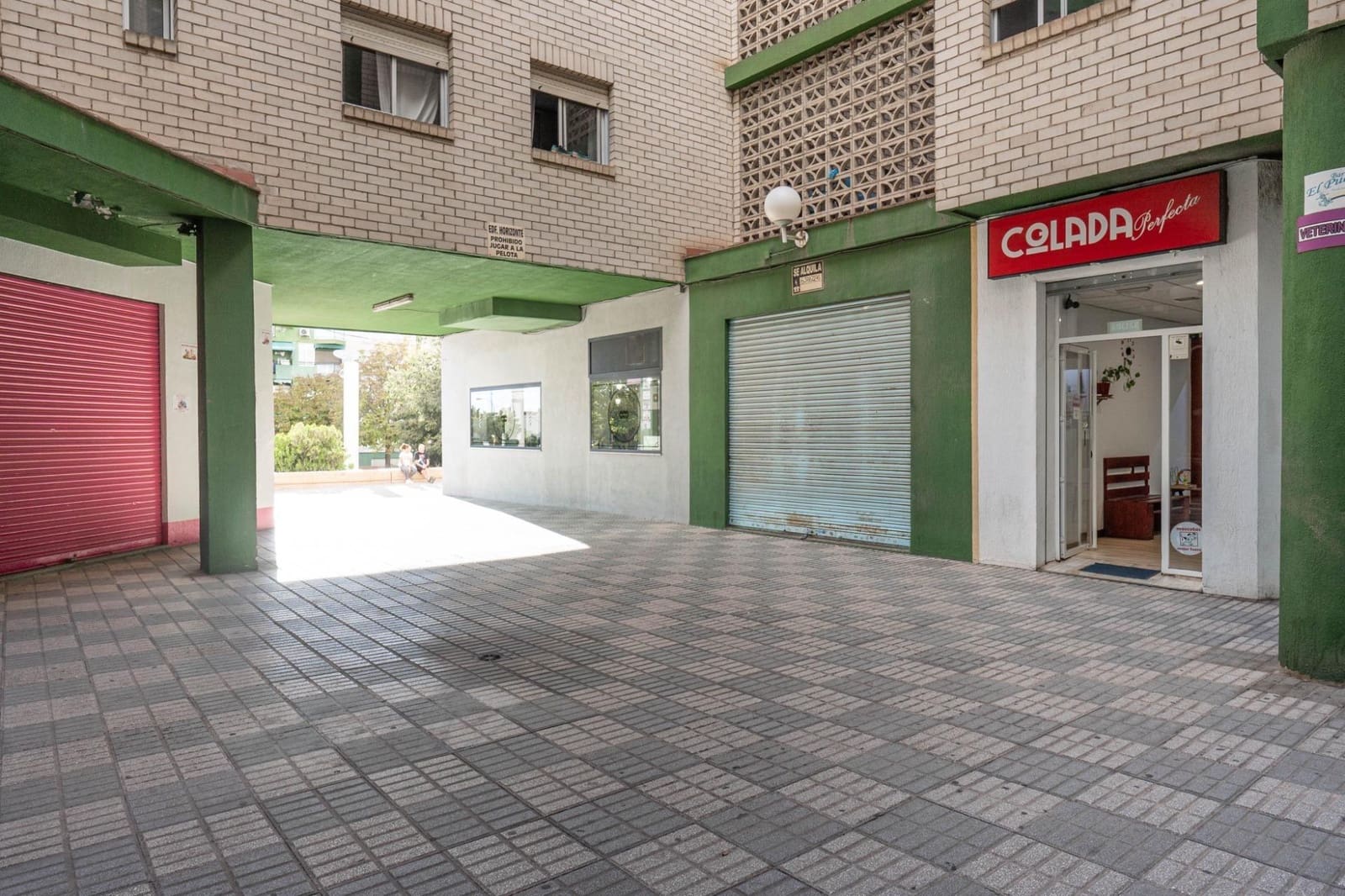 Bedrijf te koop in Granada stad - € 280.000 (Ref: 9427176)