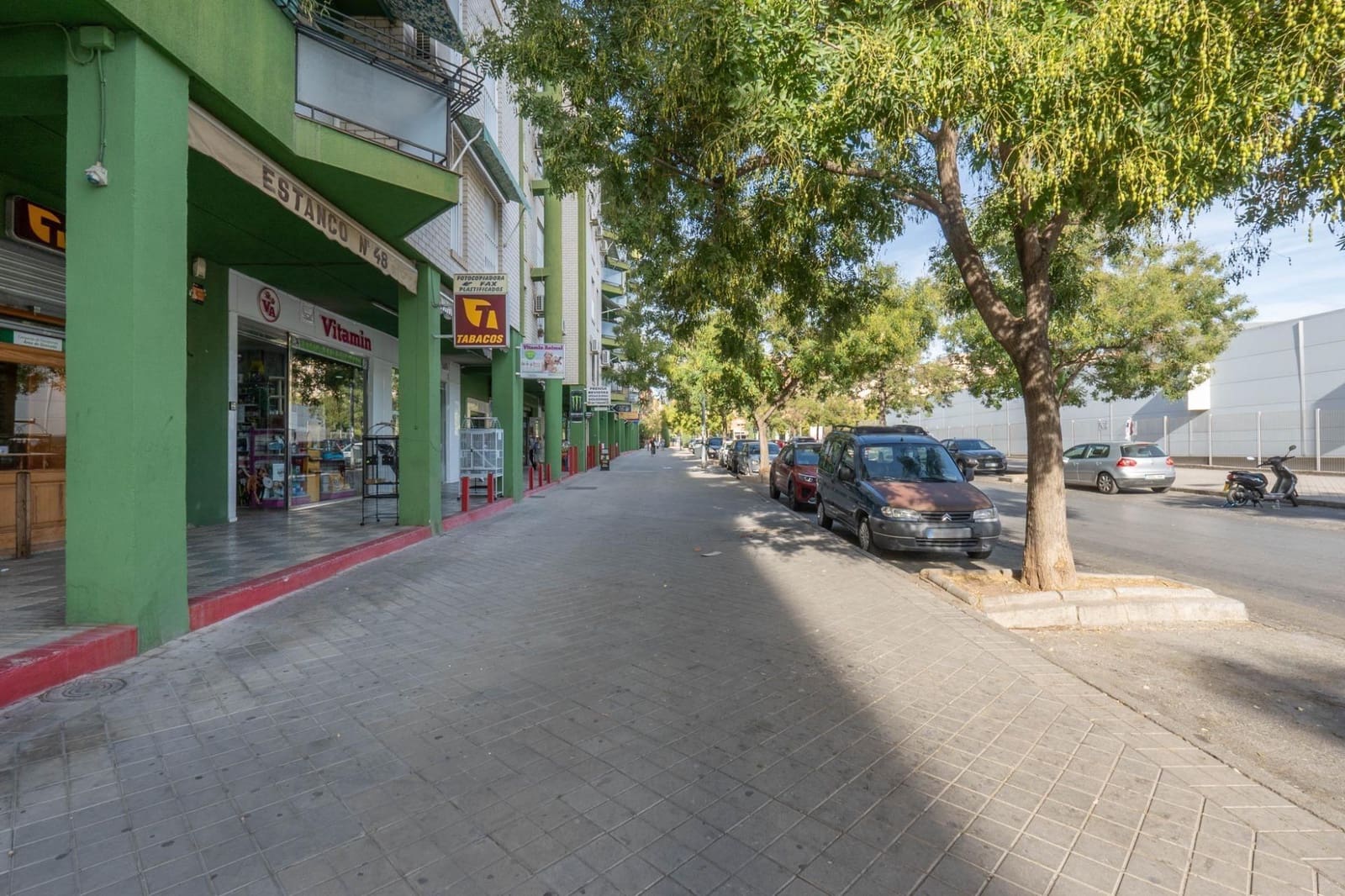 Bedrijf te koop in Granada stad - € 280.000 (Ref: 9427176)