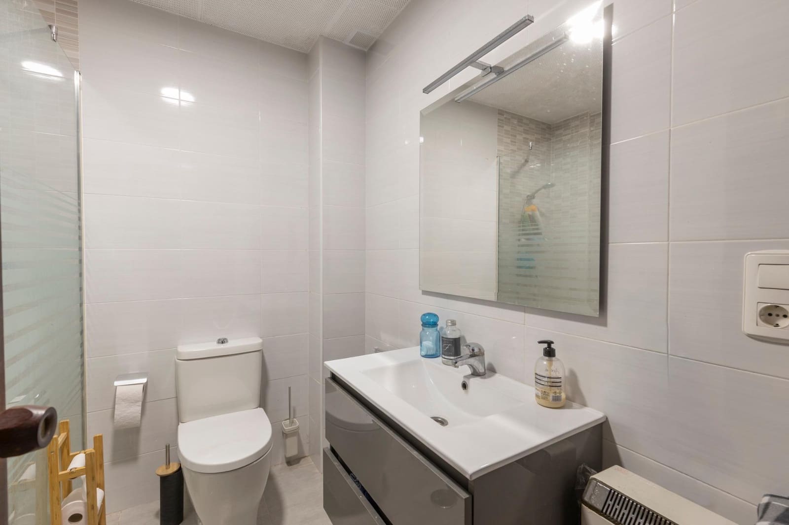 5 bedroom Villa for sale in La Zubia with garage - € 490,000 (Ref: 9427178)