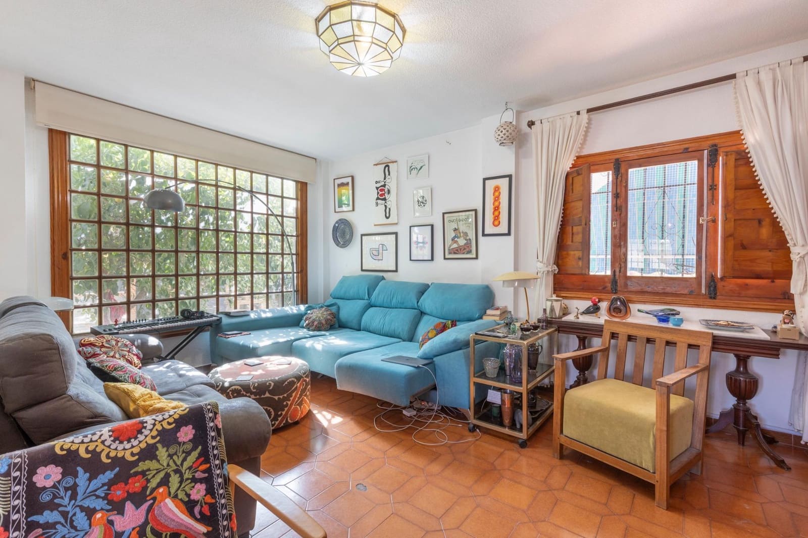 5 bedroom Villa for sale in La Zubia with garage - € 490,000 (Ref: 9427178)