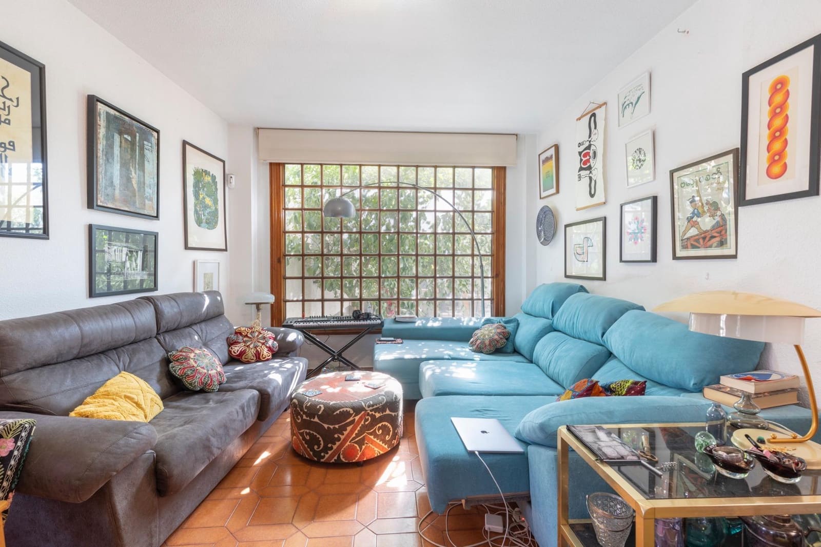 5 bedroom Villa for sale in La Zubia with garage - € 490,000 (Ref: 9427178)