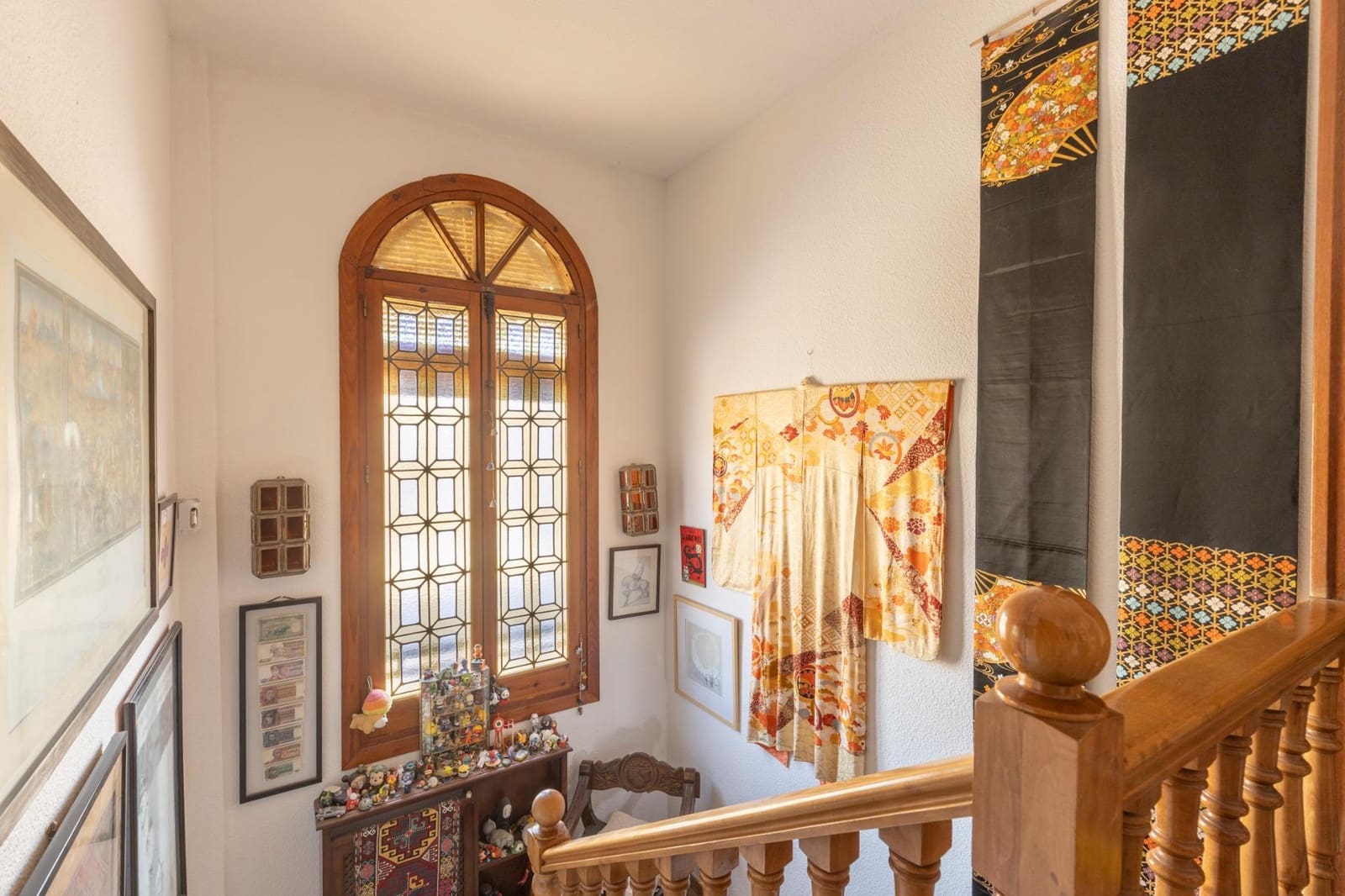 5 bedroom Villa for sale in La Zubia with garage - € 490,000 (Ref: 9427178)