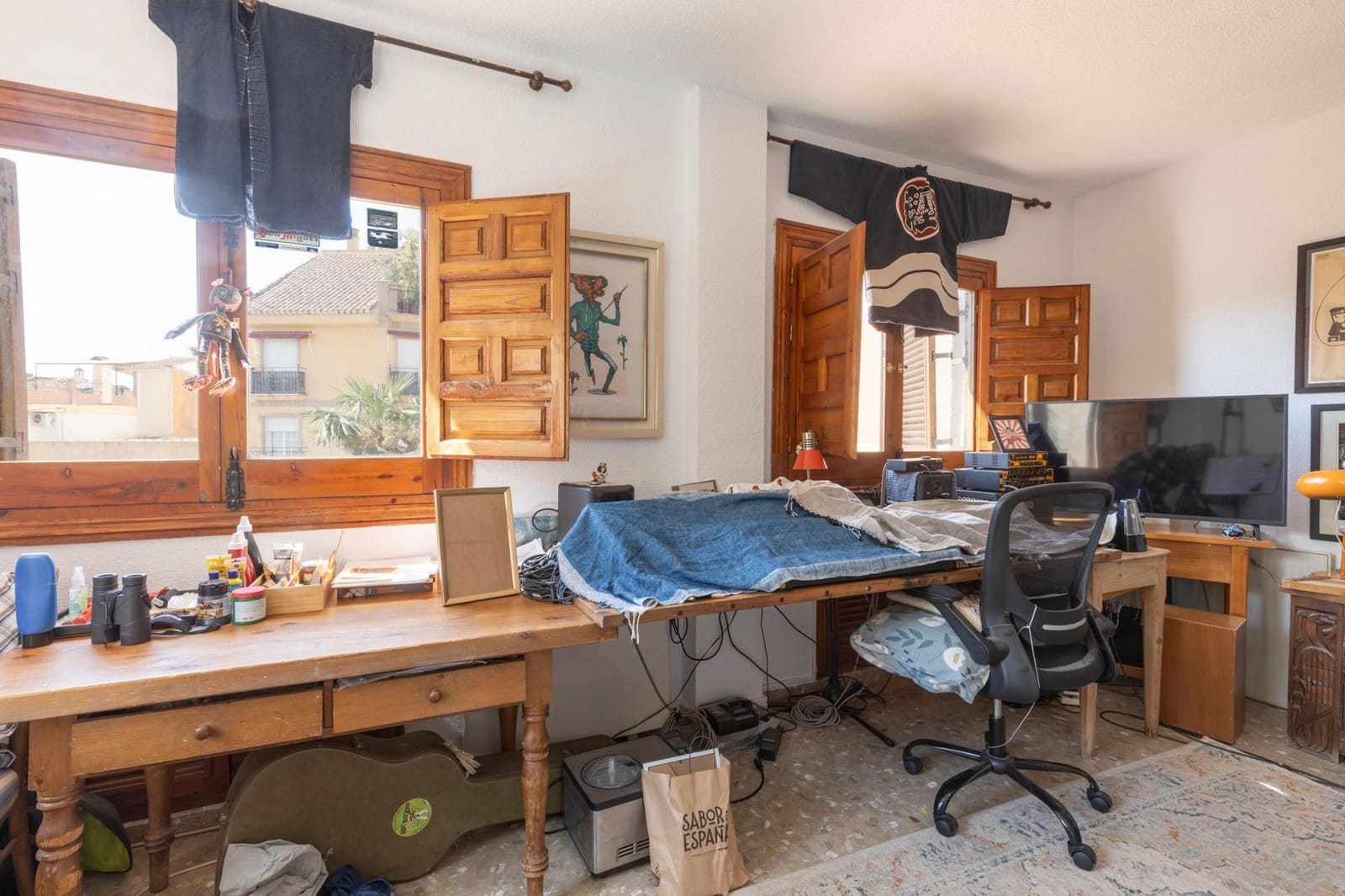 5 bedroom Villa for sale in La Zubia with garage - € 490,000 (Ref: 9427178)