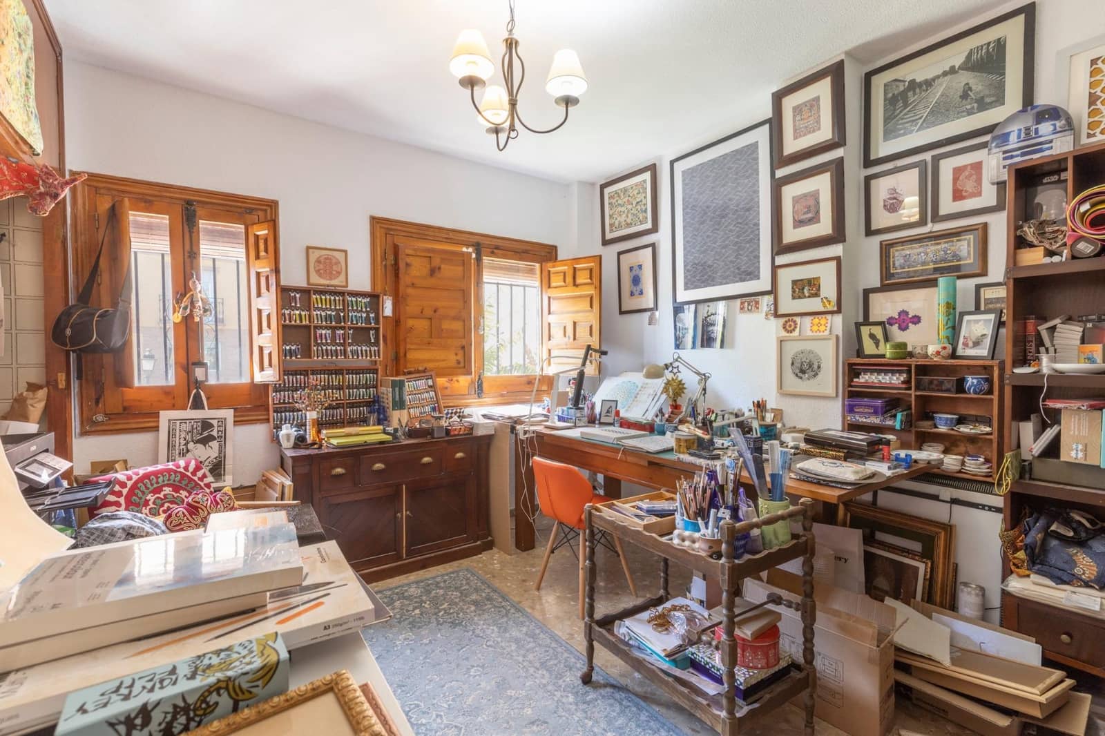 5 bedroom Villa for sale in La Zubia with garage - € 490,000 (Ref: 9427178)