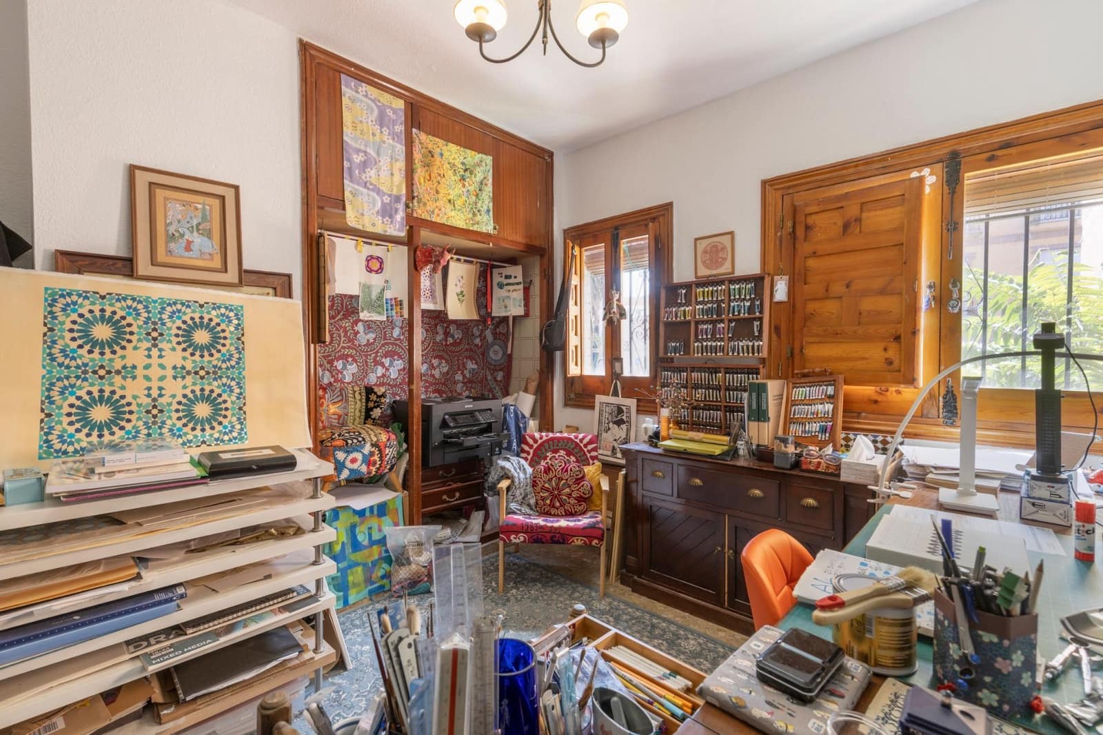 5 bedroom Villa for sale in La Zubia with garage - € 490,000 (Ref: 9427178)