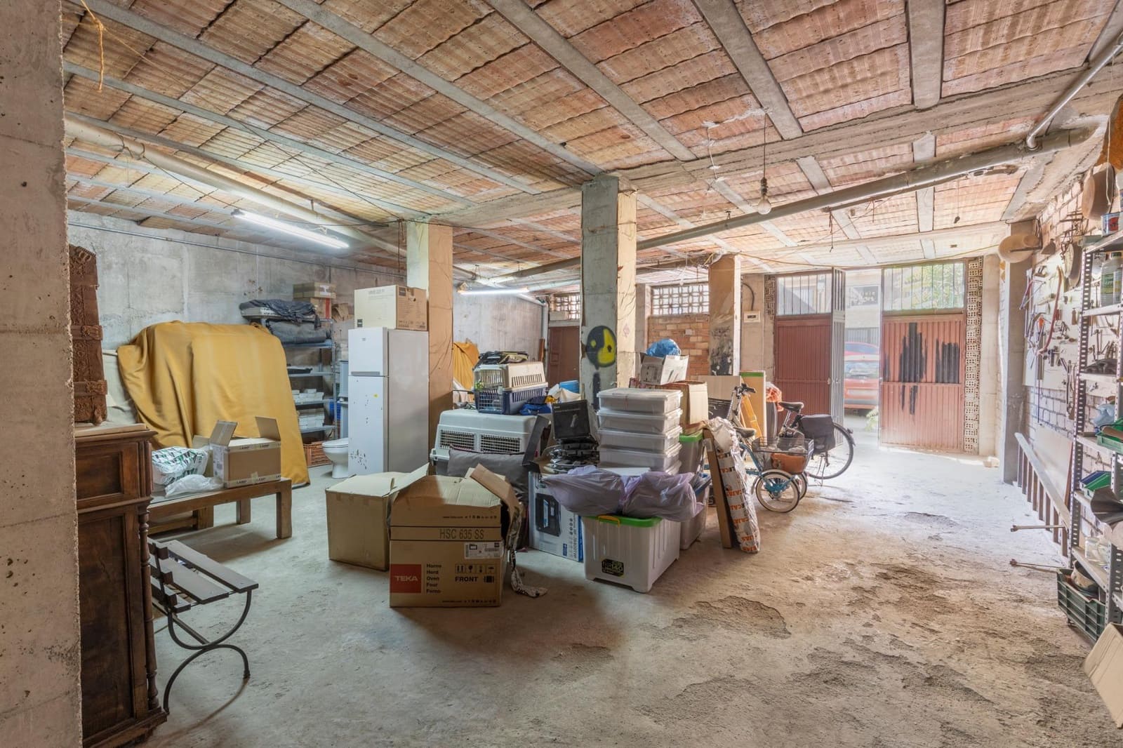 5 bedroom Villa for sale in La Zubia with garage - € 490,000 (Ref: 9427178)