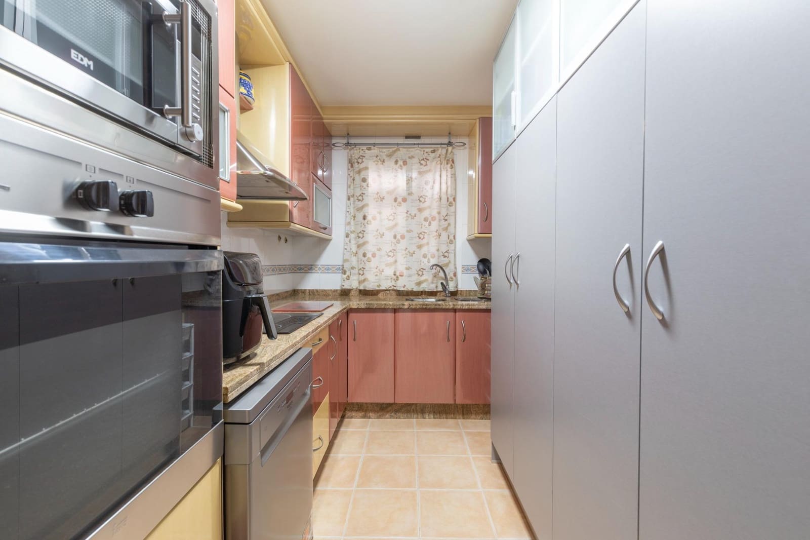 2 bedroom Flat for sale in Churriana de la Vega - € 185,000 (Ref: 9427179)