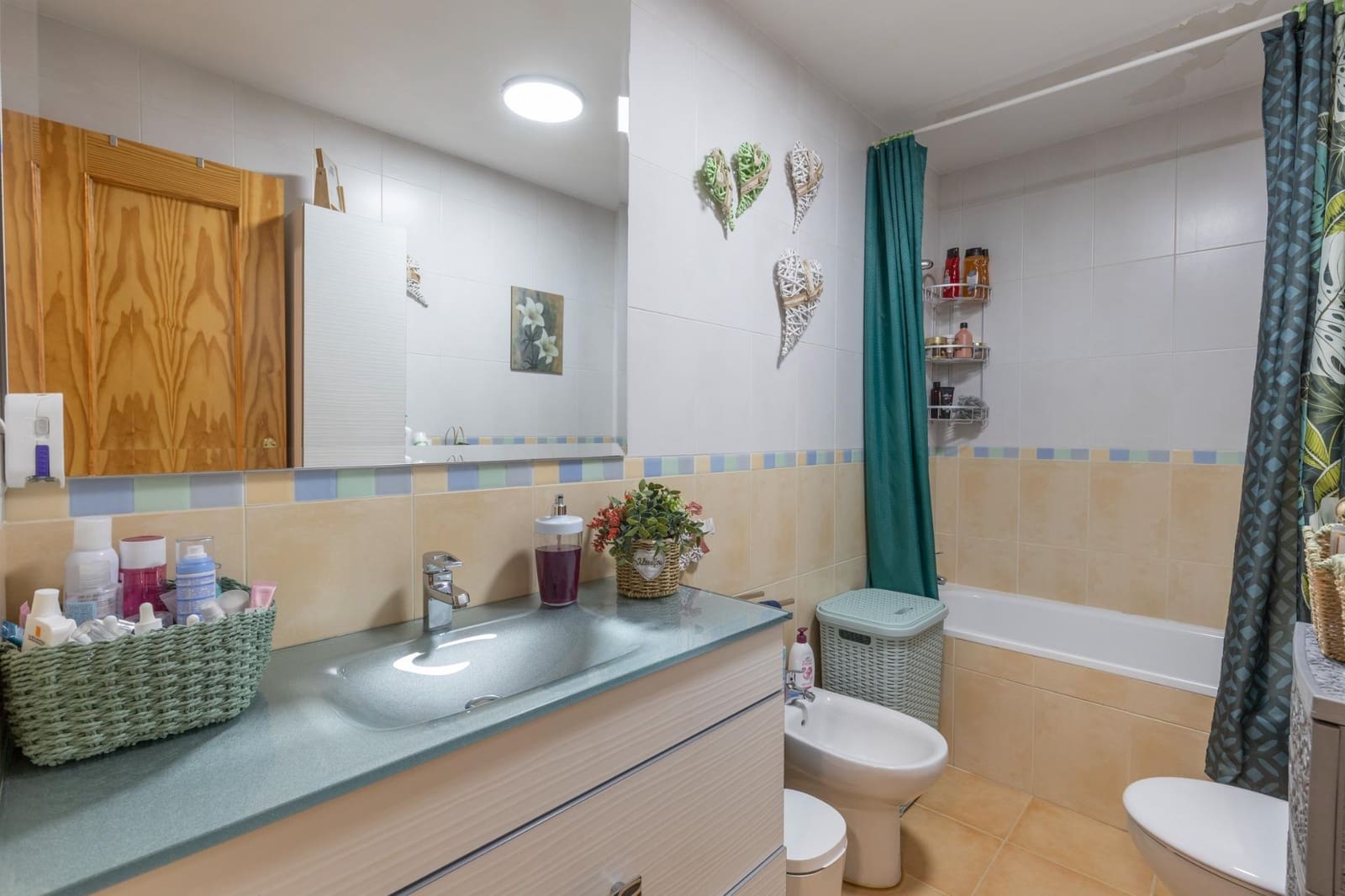 2 bedroom Flat for sale in Churriana de la Vega - € 185,000 (Ref: 9427179)