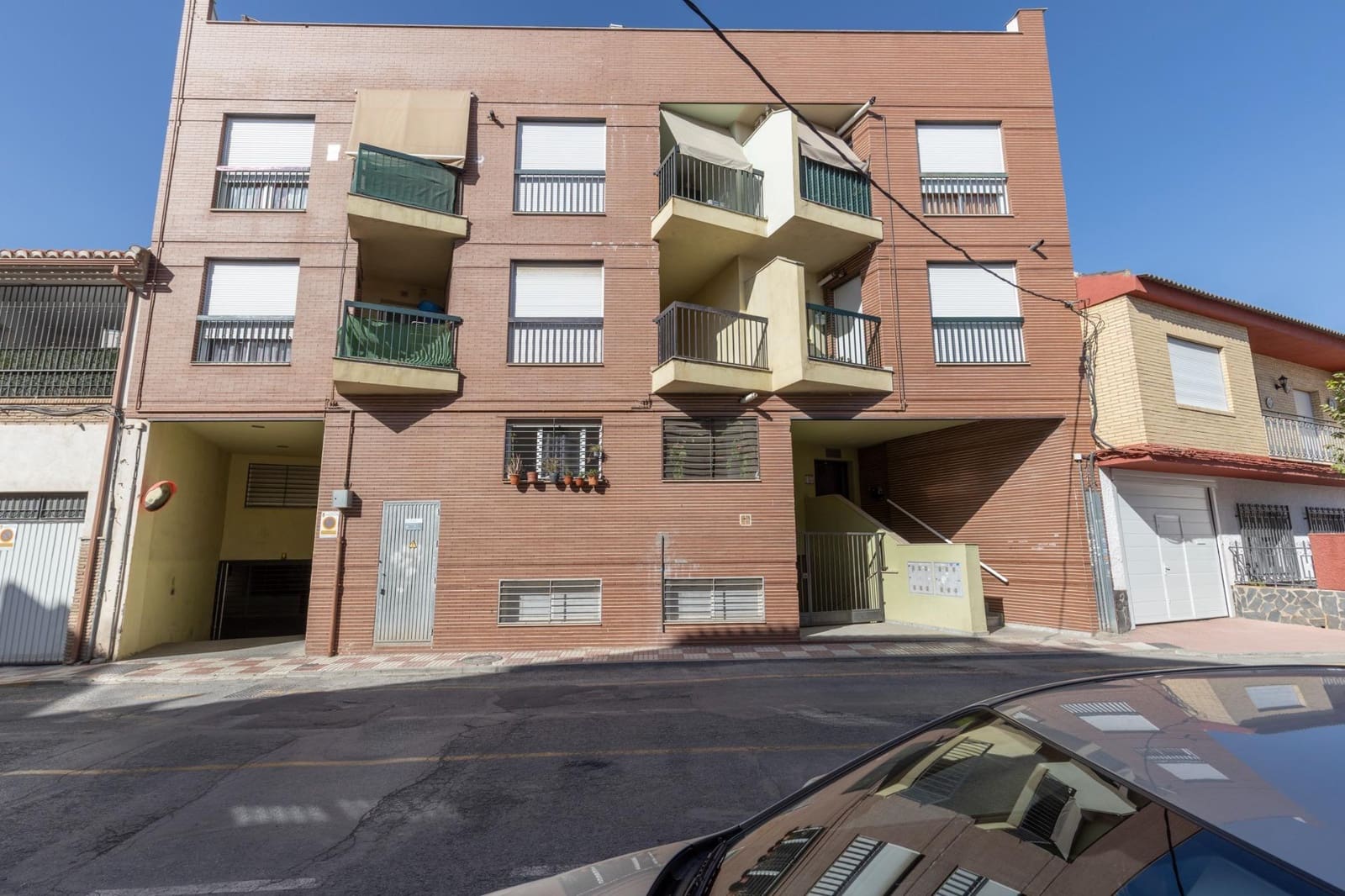 2 bedroom Flat for sale in Churriana de la Vega - € 185,000 (Ref: 9427179)