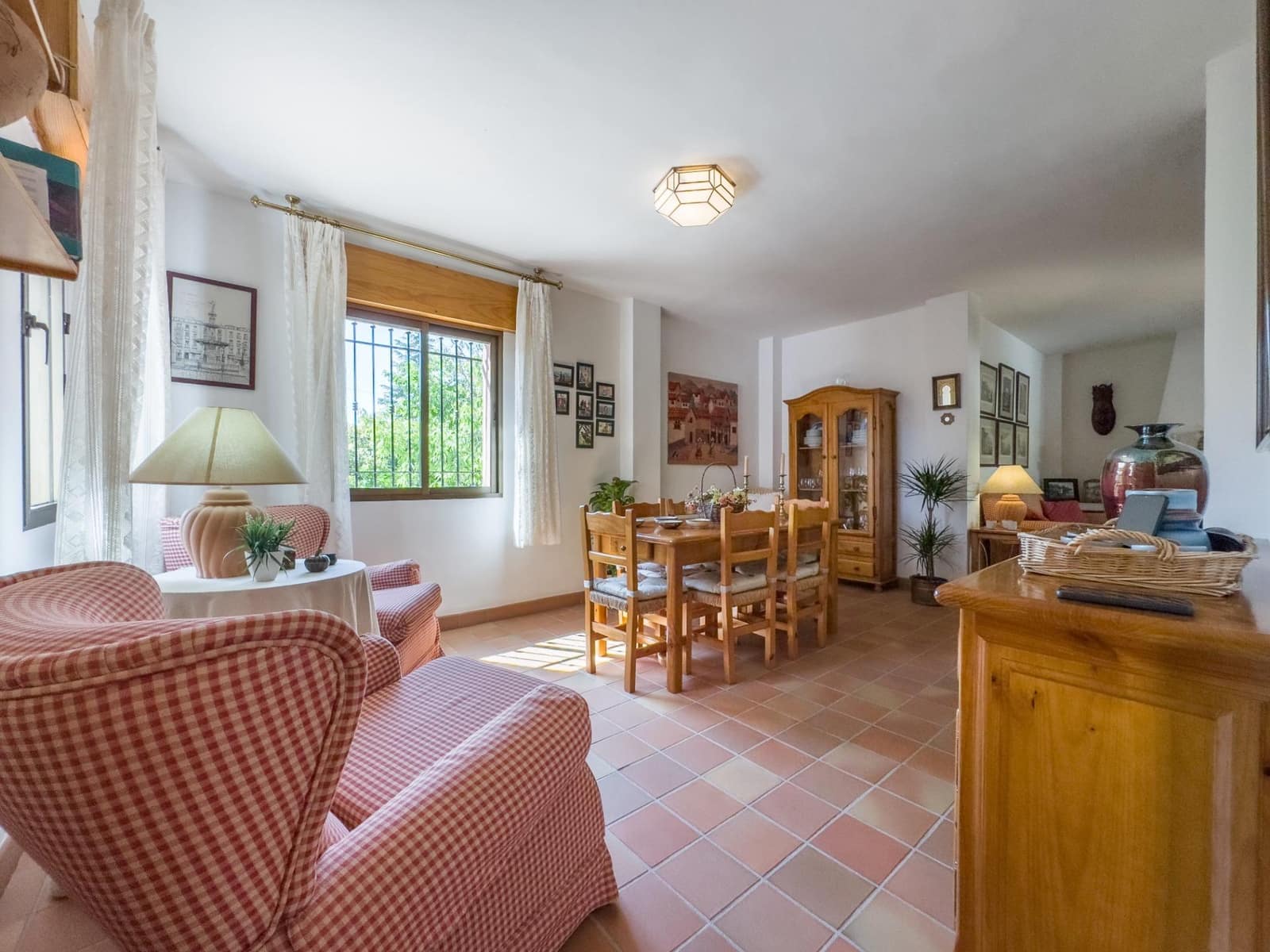 3 soveværelse Villa til salg i Albolote med swimmingpool garage - € 285.000 (Ref: 9427183)