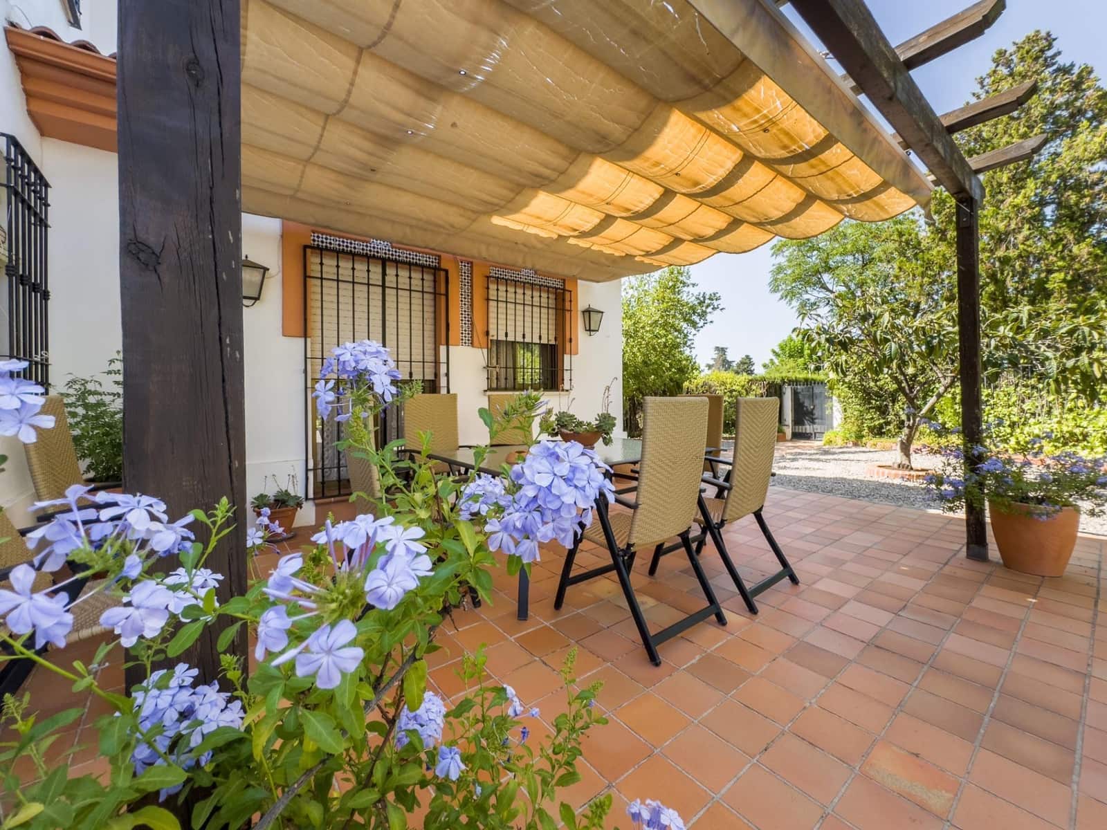 3 soveværelse Villa til salg i Albolote med swimmingpool garage - € 285.000 (Ref: 9427183)