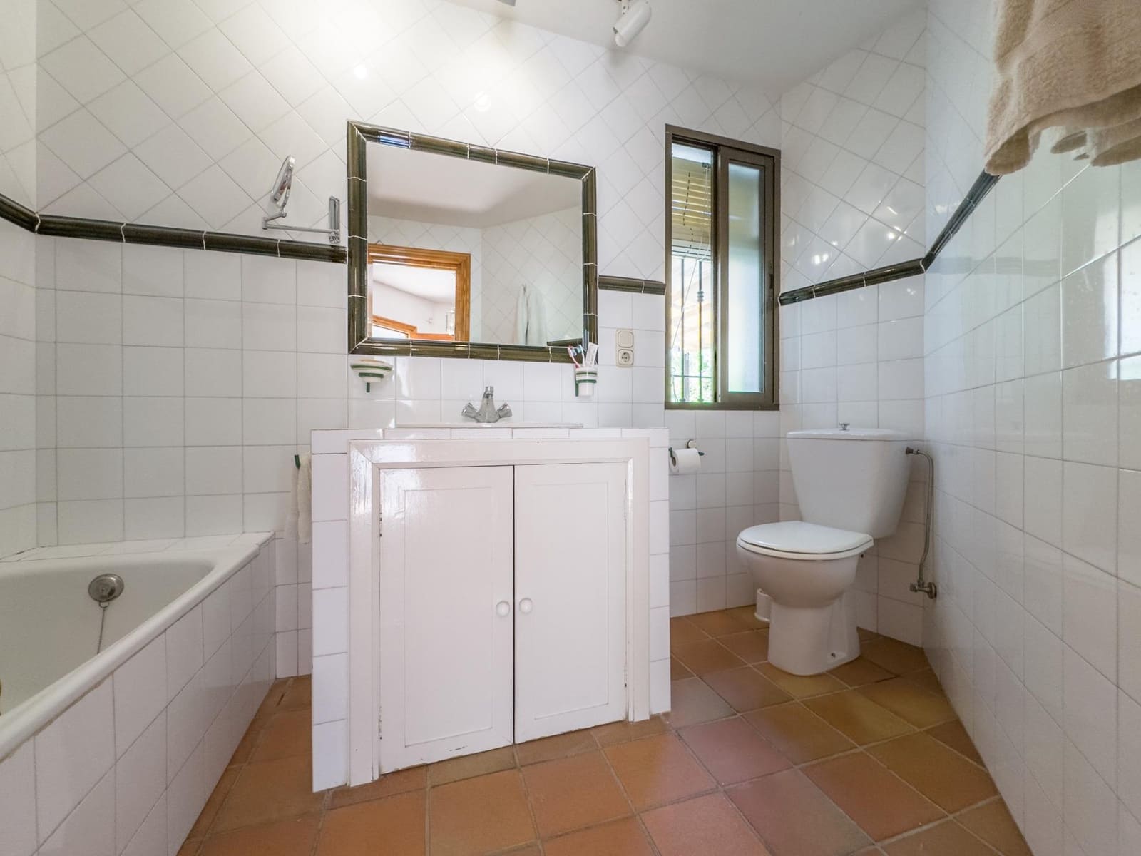 3 soveværelse Villa til salg i Albolote med swimmingpool garage - € 285.000 (Ref: 9427183)