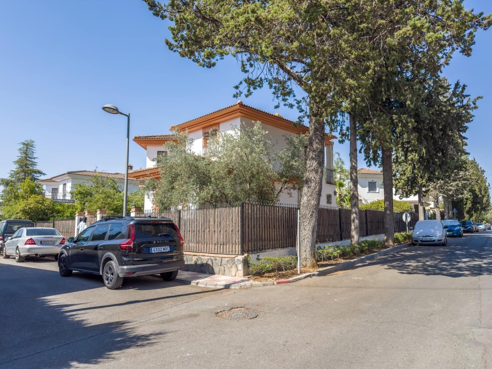 3 soveværelse Villa til salg i Albolote med swimmingpool garage - € 285.000 (Ref: 9427183)