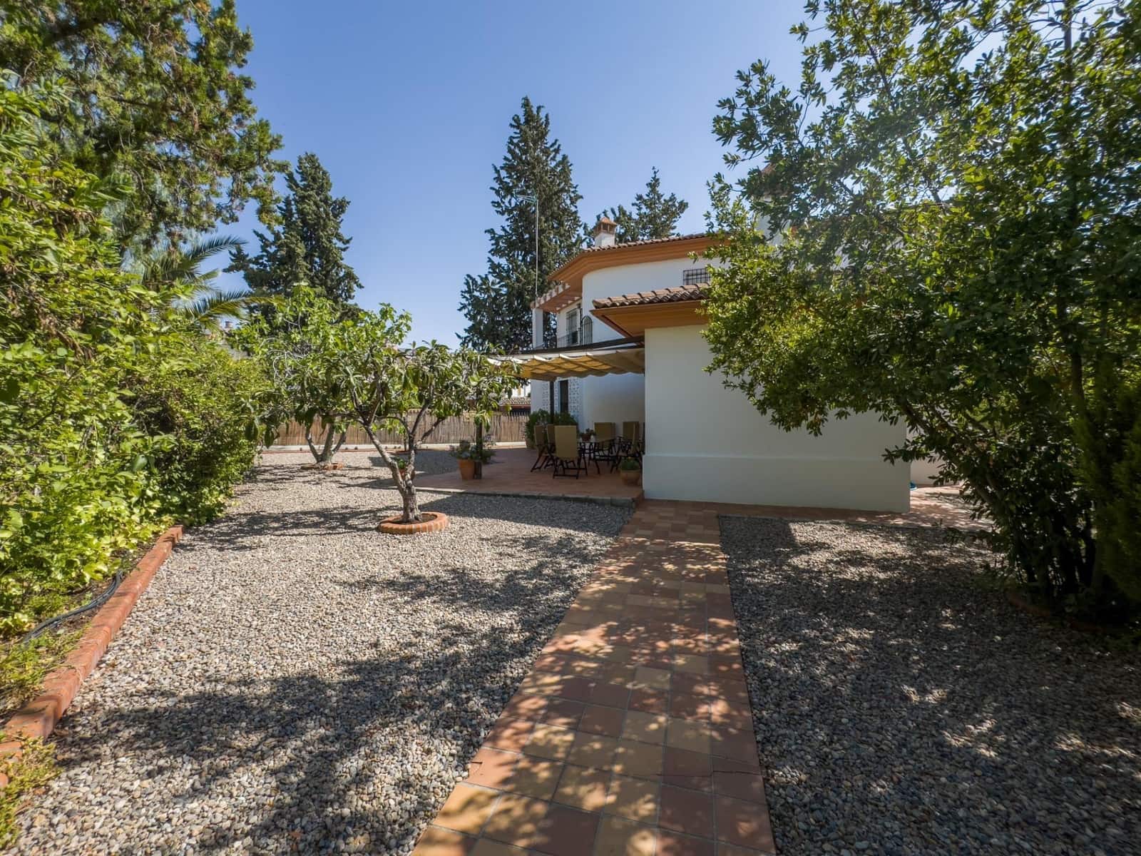 3 soveværelse Villa til salg i Albolote med swimmingpool garage - € 285.000 (Ref: 9427183)