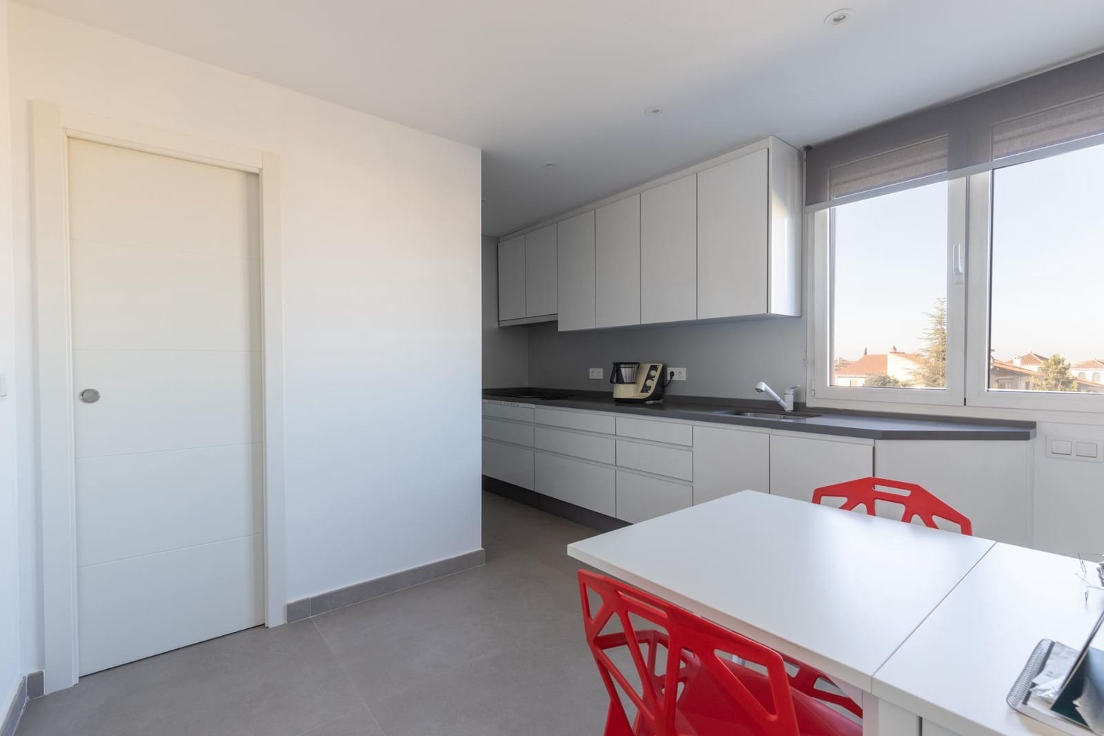 2 Zimmer Haus zu verkaufen in Granada Stadt mit Garage - 340.000 € (Ref: 9427187)