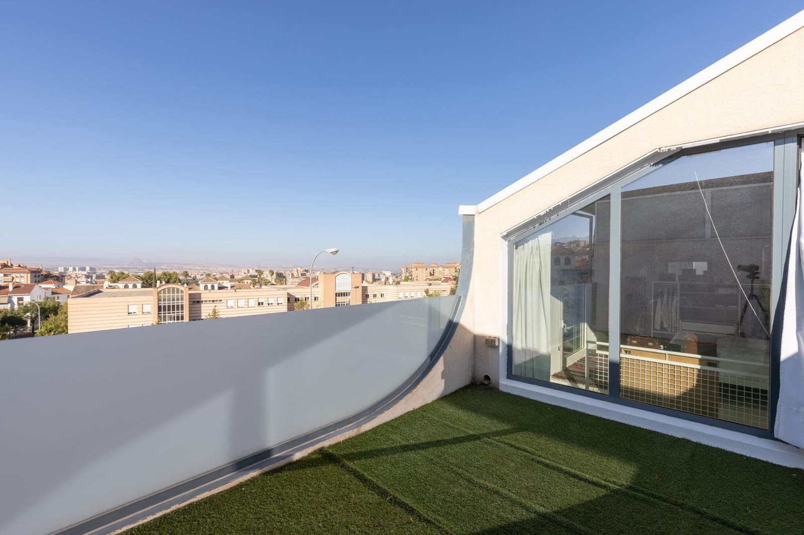 2 Zimmer Haus zu verkaufen in Granada Stadt mit Garage - 340.000 € (Ref: 9427187)