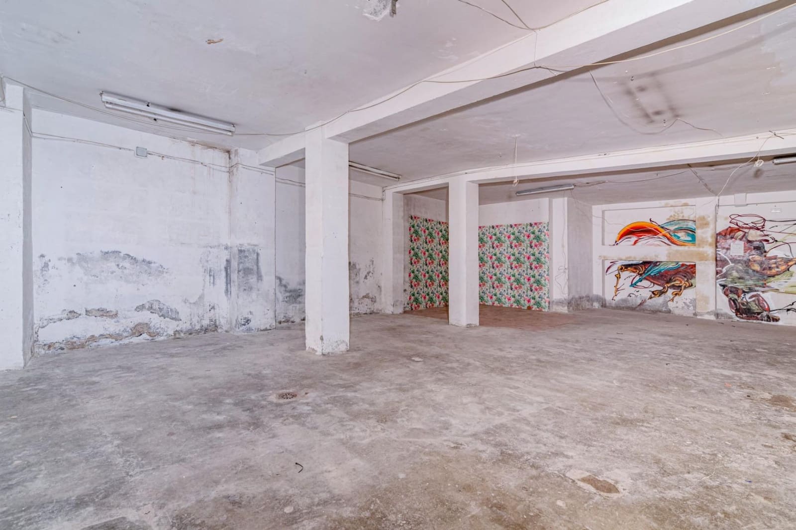 Commercieel te koop in Granada stad - € 290.000 (Ref: 9431264)