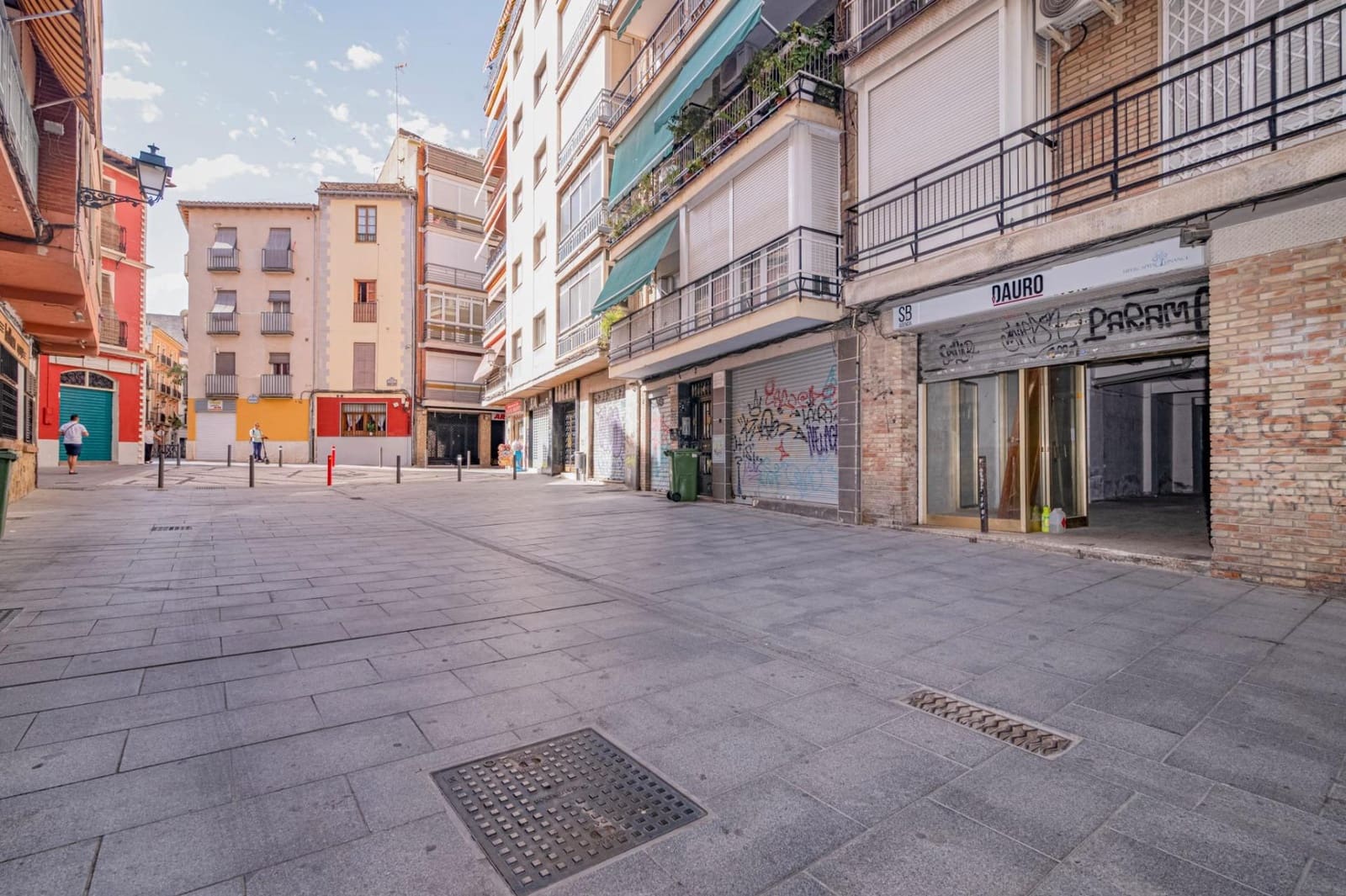 Commercieel te koop in Granada stad - € 290.000 (Ref: 9431264)