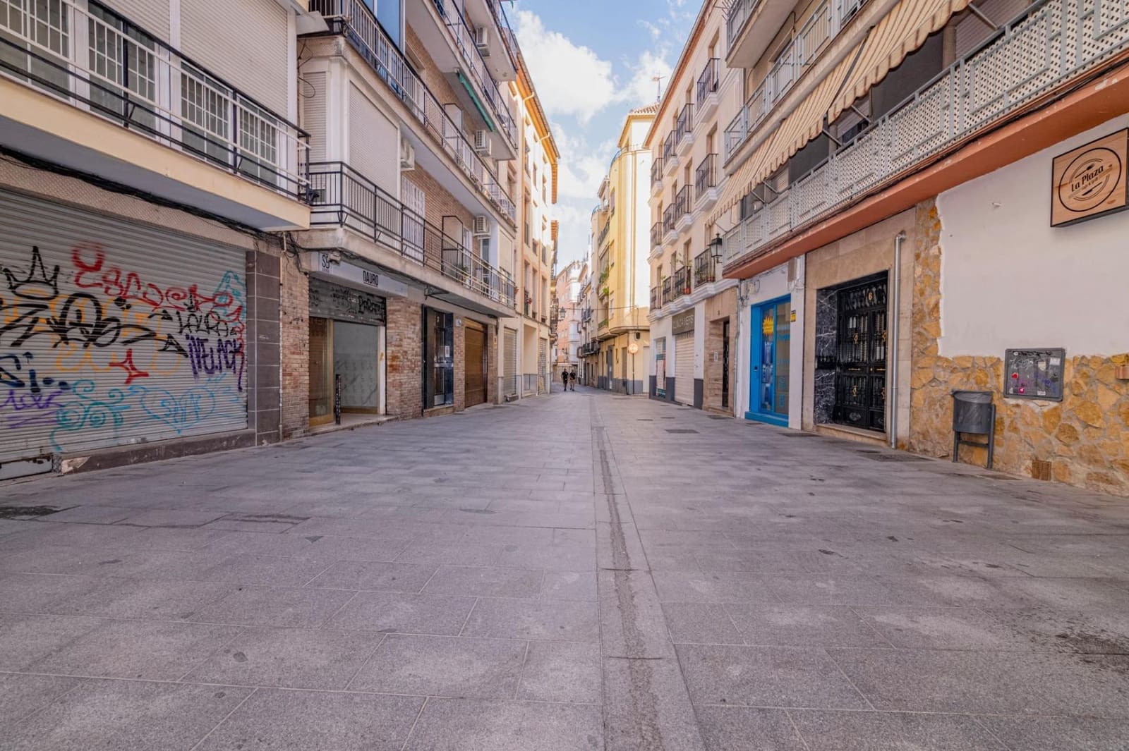 Commercieel te koop in Granada stad - € 290.000 (Ref: 9431264)